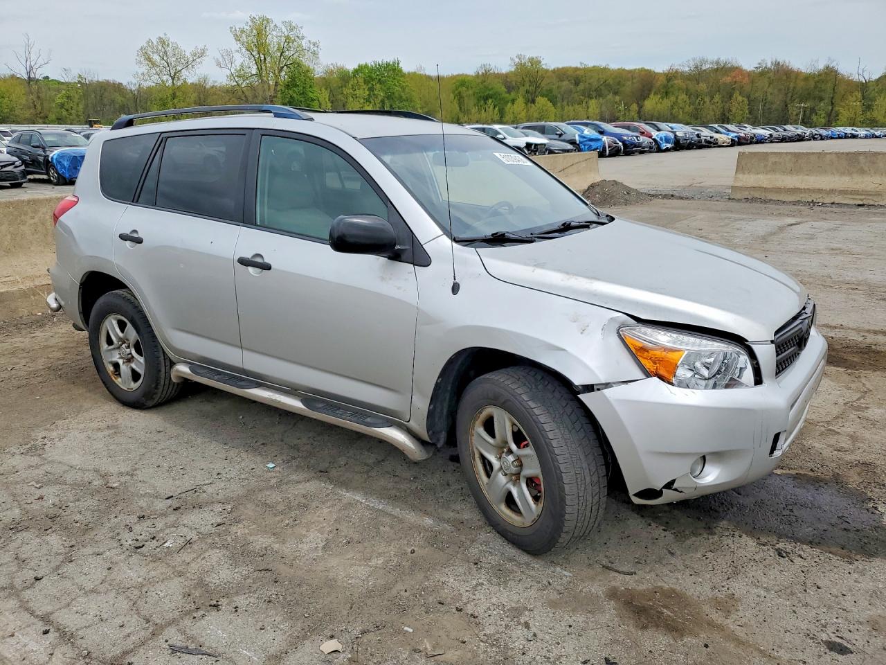 2007 Toyt Rav4 Silver vin: JTMBD35V475072576