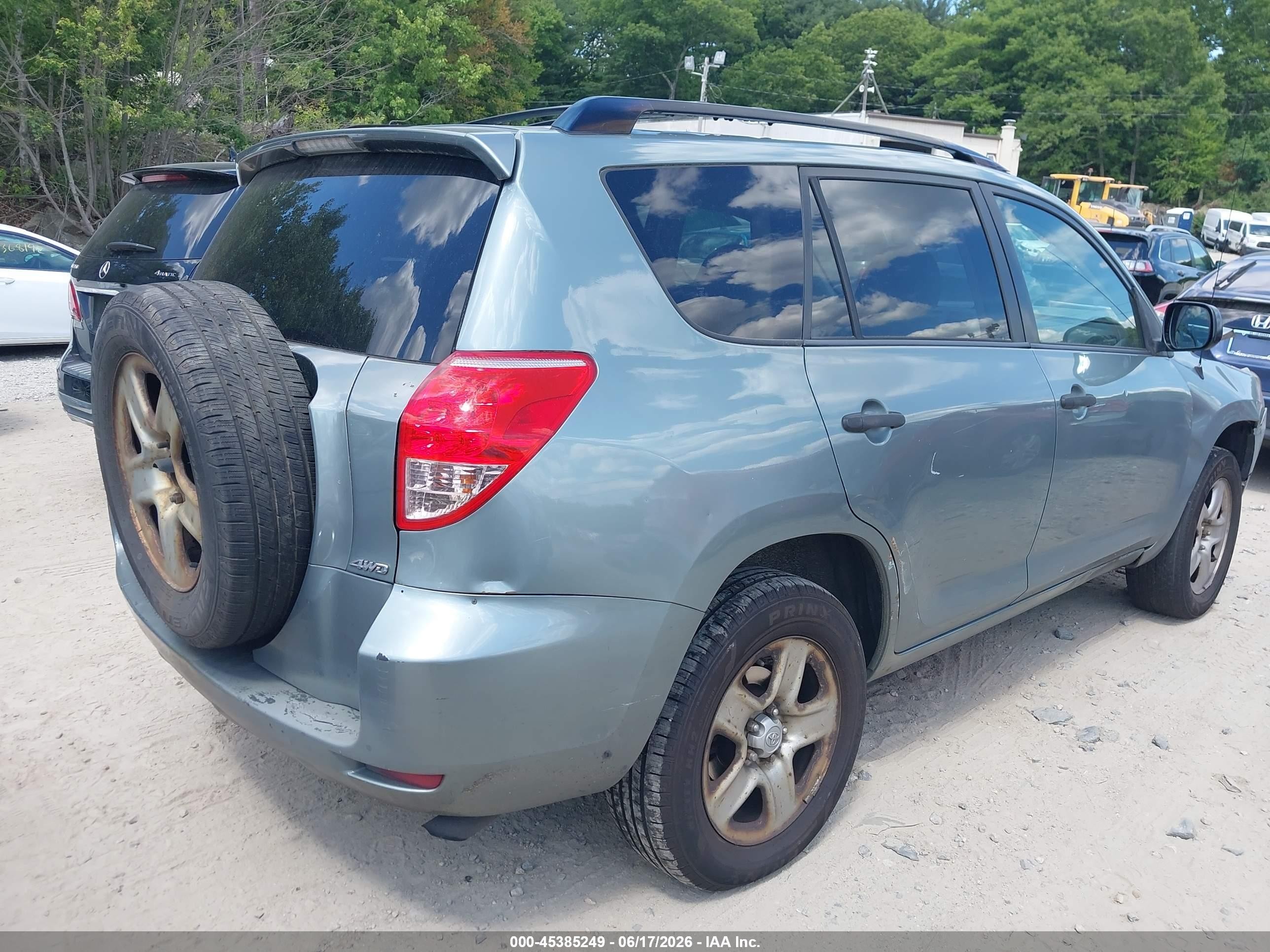 2008 Toyota Rav4   Зеленый vin: JTMBD35V585169593
