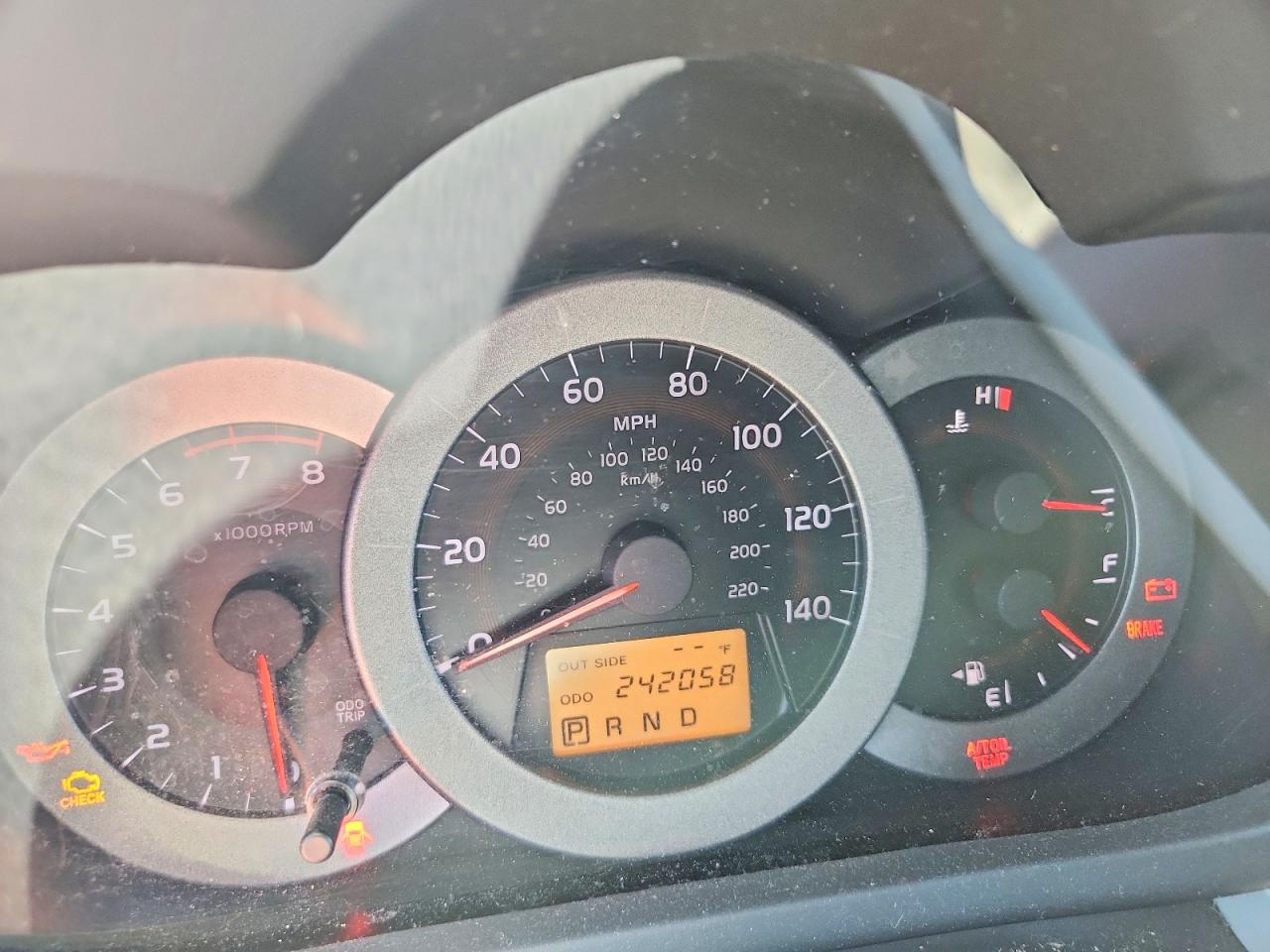2008 Toyota Rav 4 Silver vin: JTMBD35V685204562