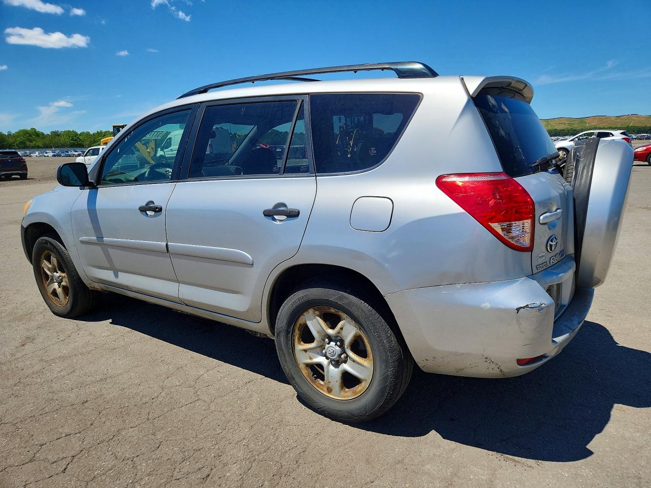 2008 Toyota Rav 4 Silver vin: JTMBD35V685204562