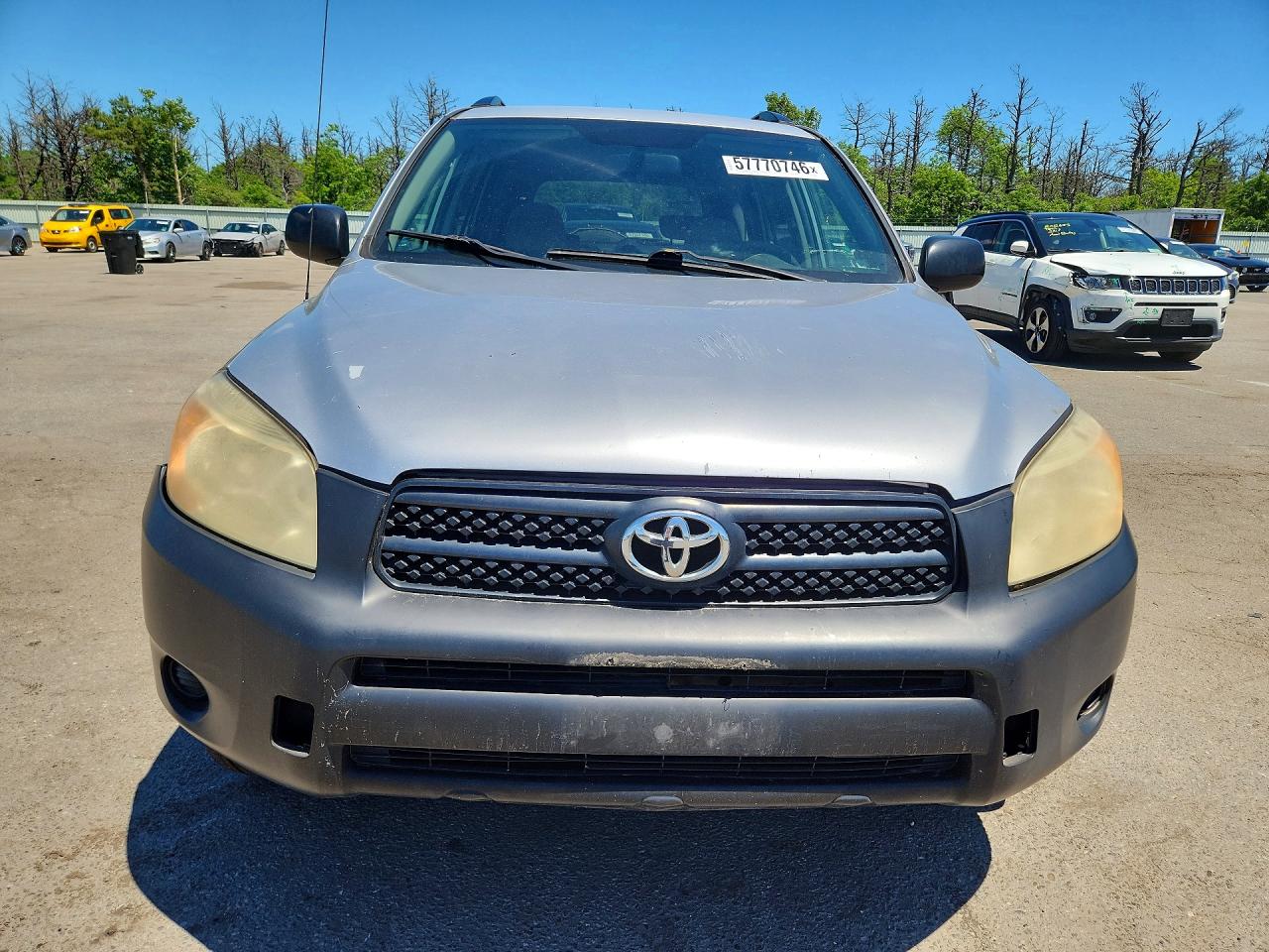 2008 Toyota Rav 4 Silver vin: JTMBD35V685204562