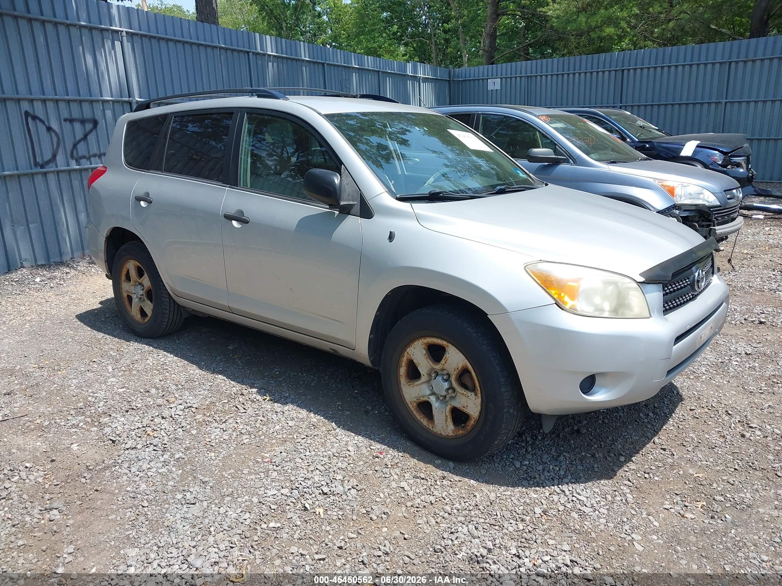 2008 Toyota Rav4   Silver vin: JTMBD35V785128396