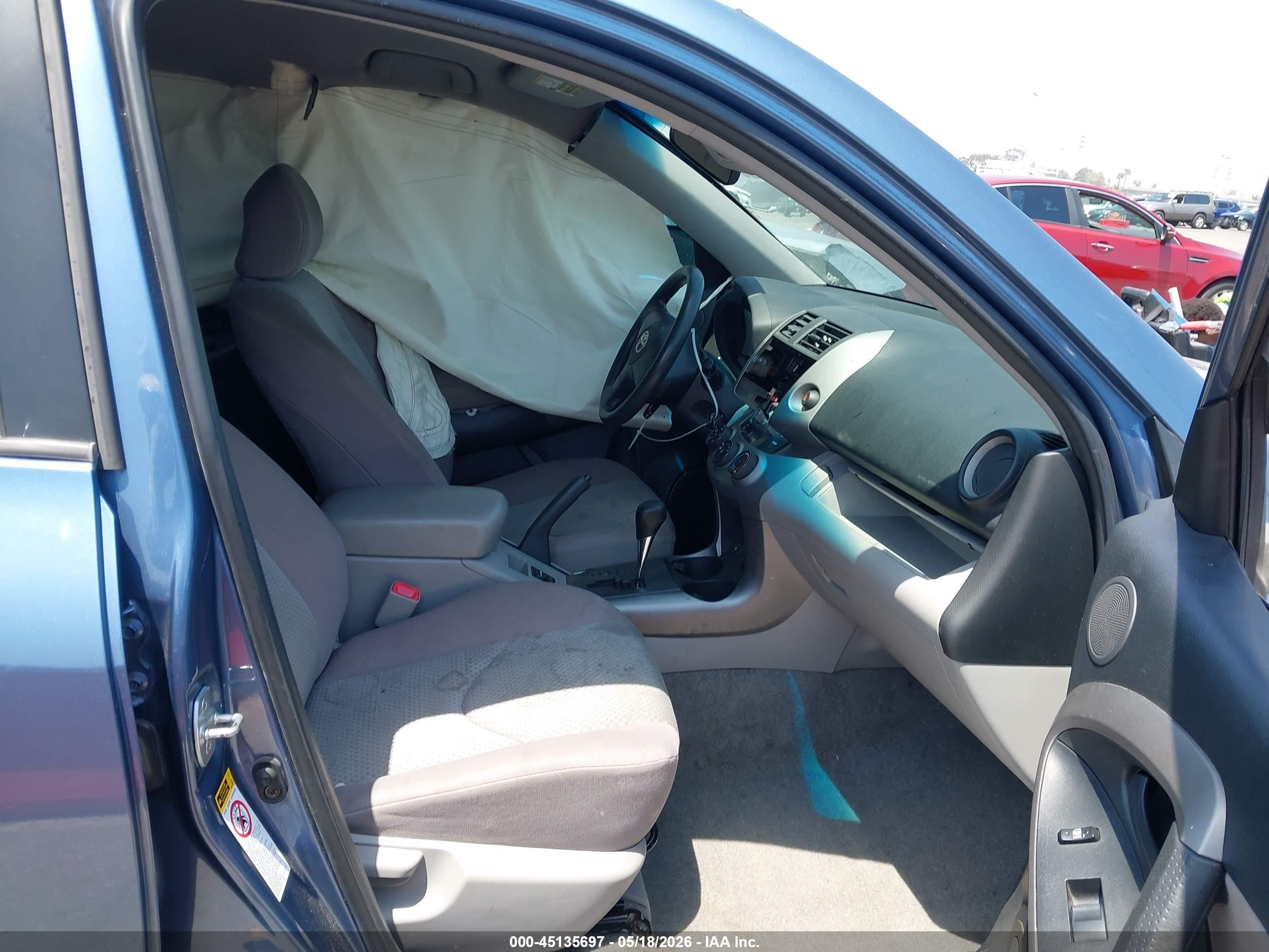 2006 Toyota Rav4   Blue vin: JTMBD35V865011164