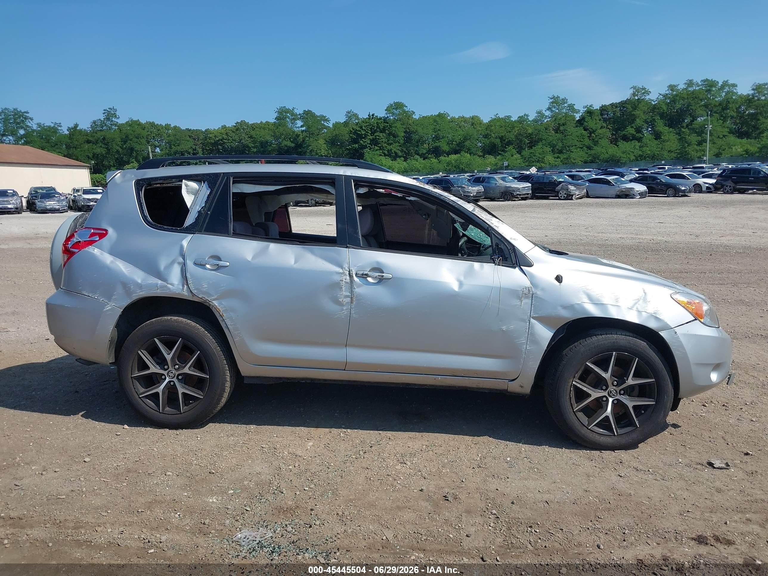 2006 Toyota Rav4   Gray vin: JTMBD35V865026635