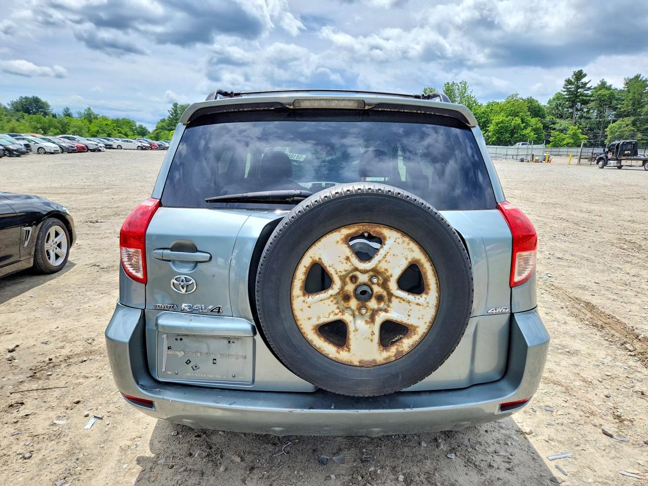 2008 Toyota Rav4 Base Green vin: JTMBD35VX85204936