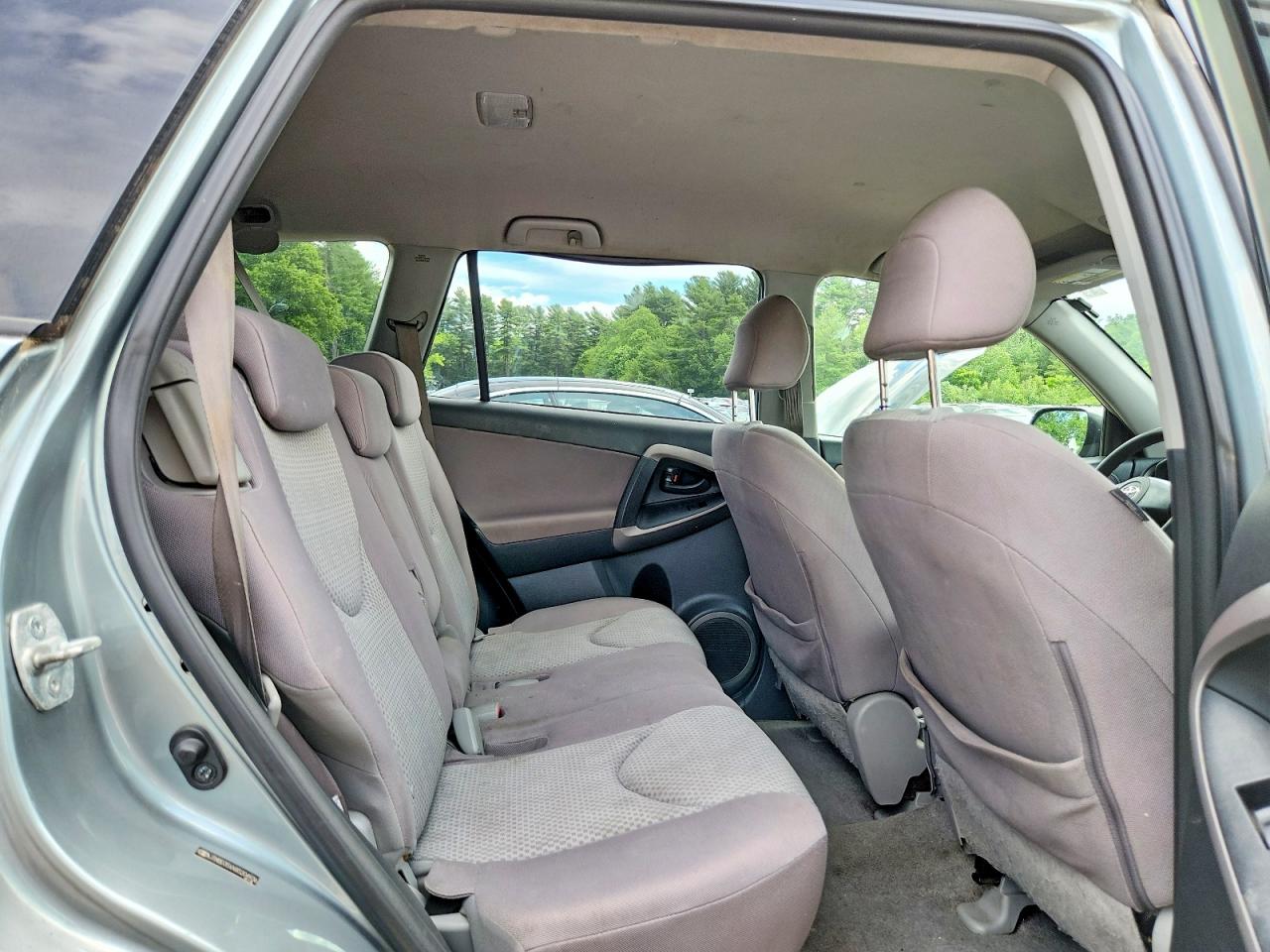 2008 Toyota Rav4 Base Green vin: JTMBD35VX85204936