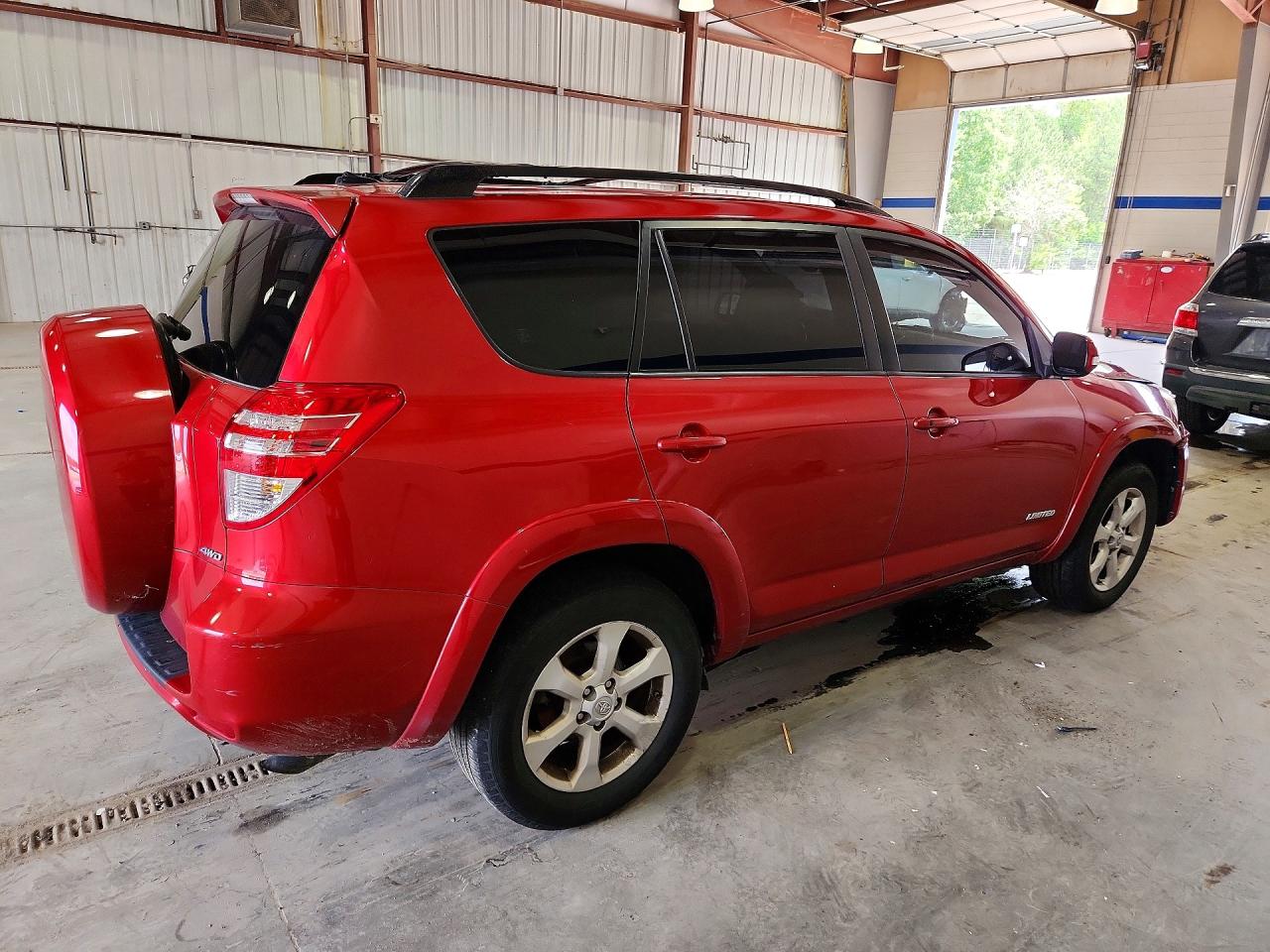 2009 Toyota Rav4 Limited Red vin: JTMBF31V39D000812
