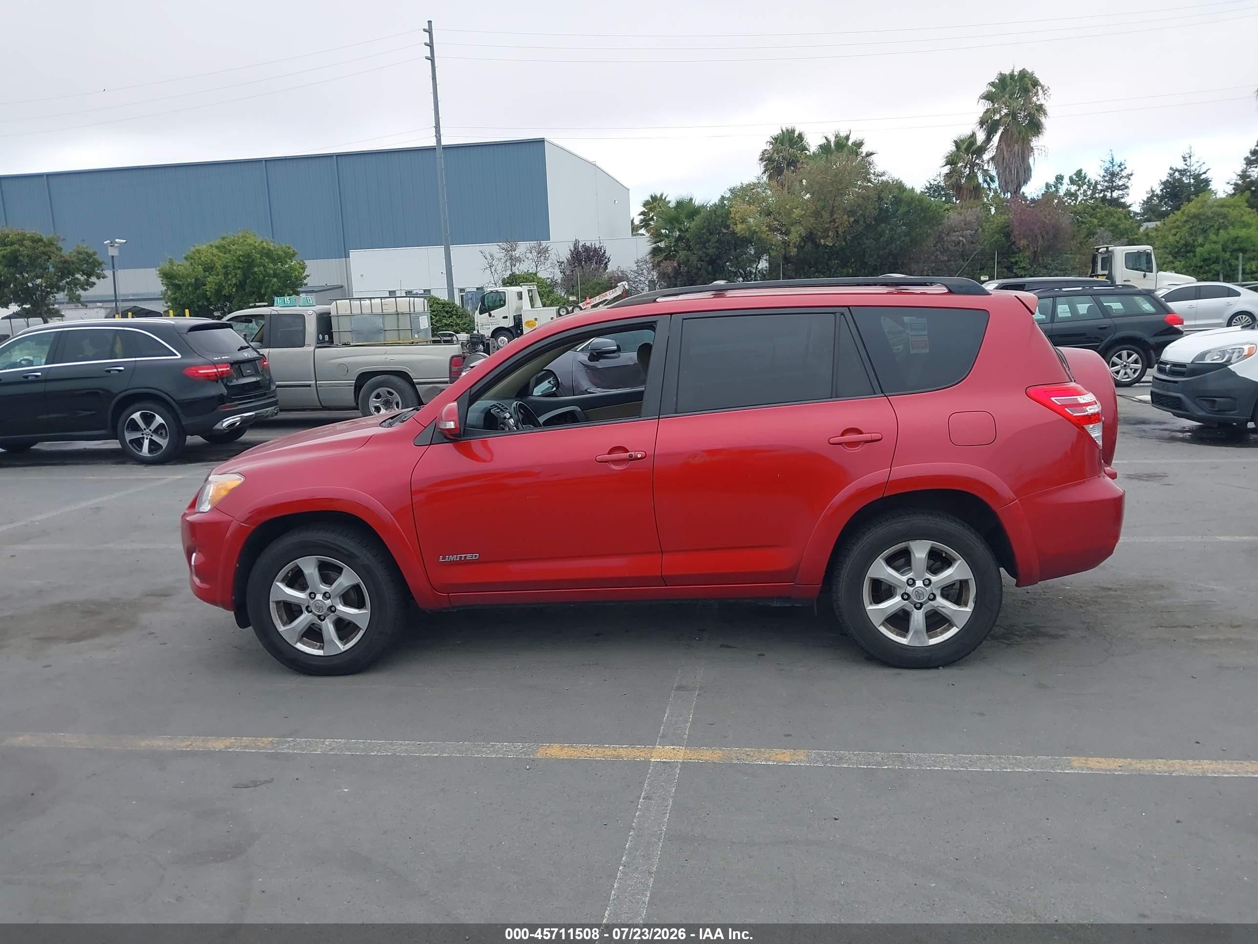 2009 Toyota Rav4 Limited Красный vin: JTMBF31V69D019094
