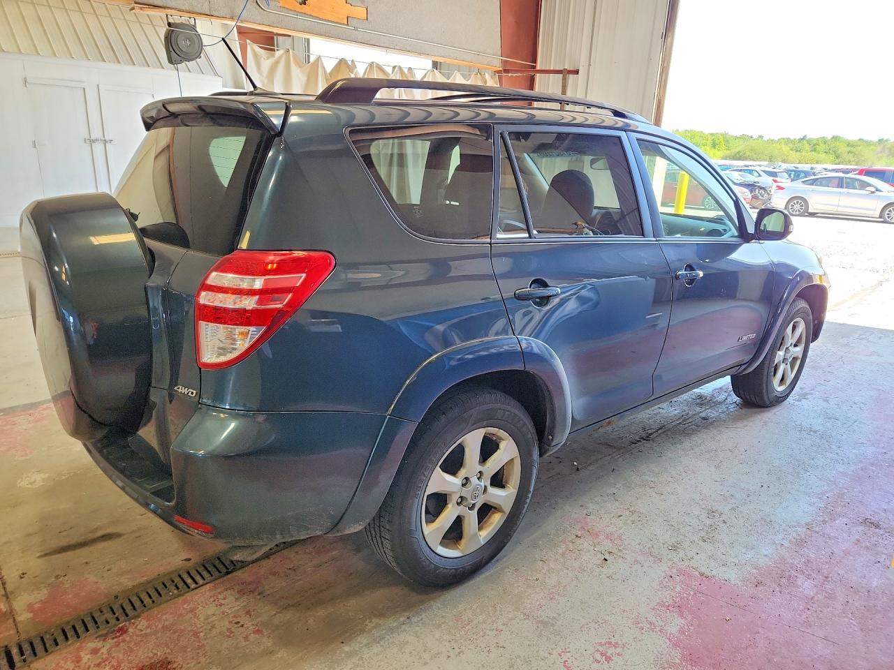 2009 Toyota Rav4 Limited Black vin: JTMBF31V995012747