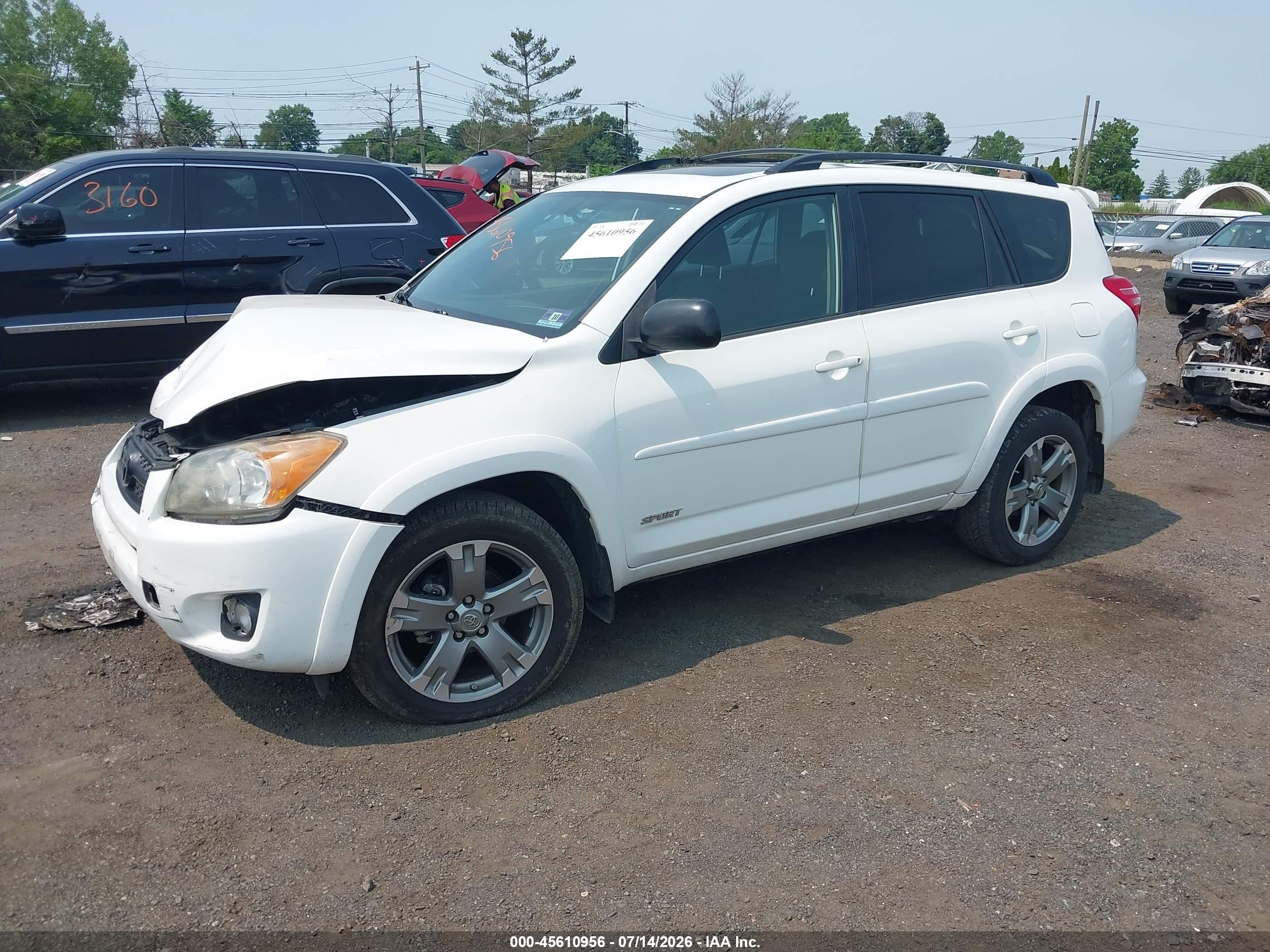 2009 Toyota Rav4 Sport Белый vin: JTMBF32V39D009332