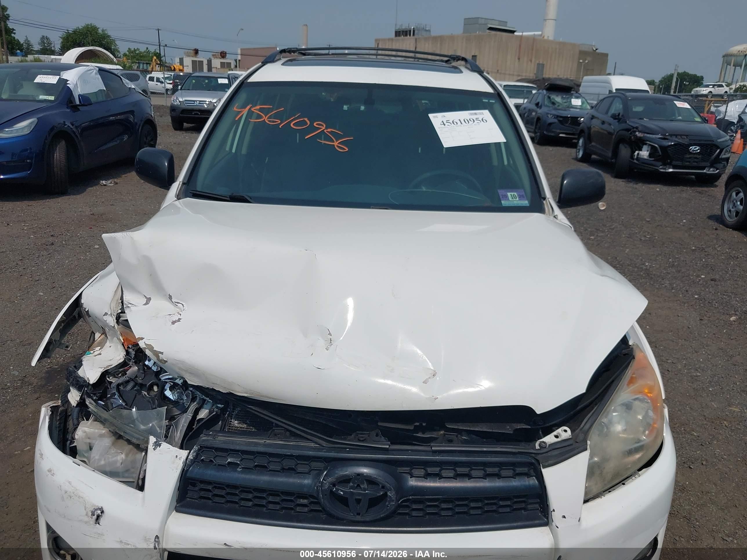 2009 Toyota Rav4 Sport Белый vin: JTMBF32V39D009332