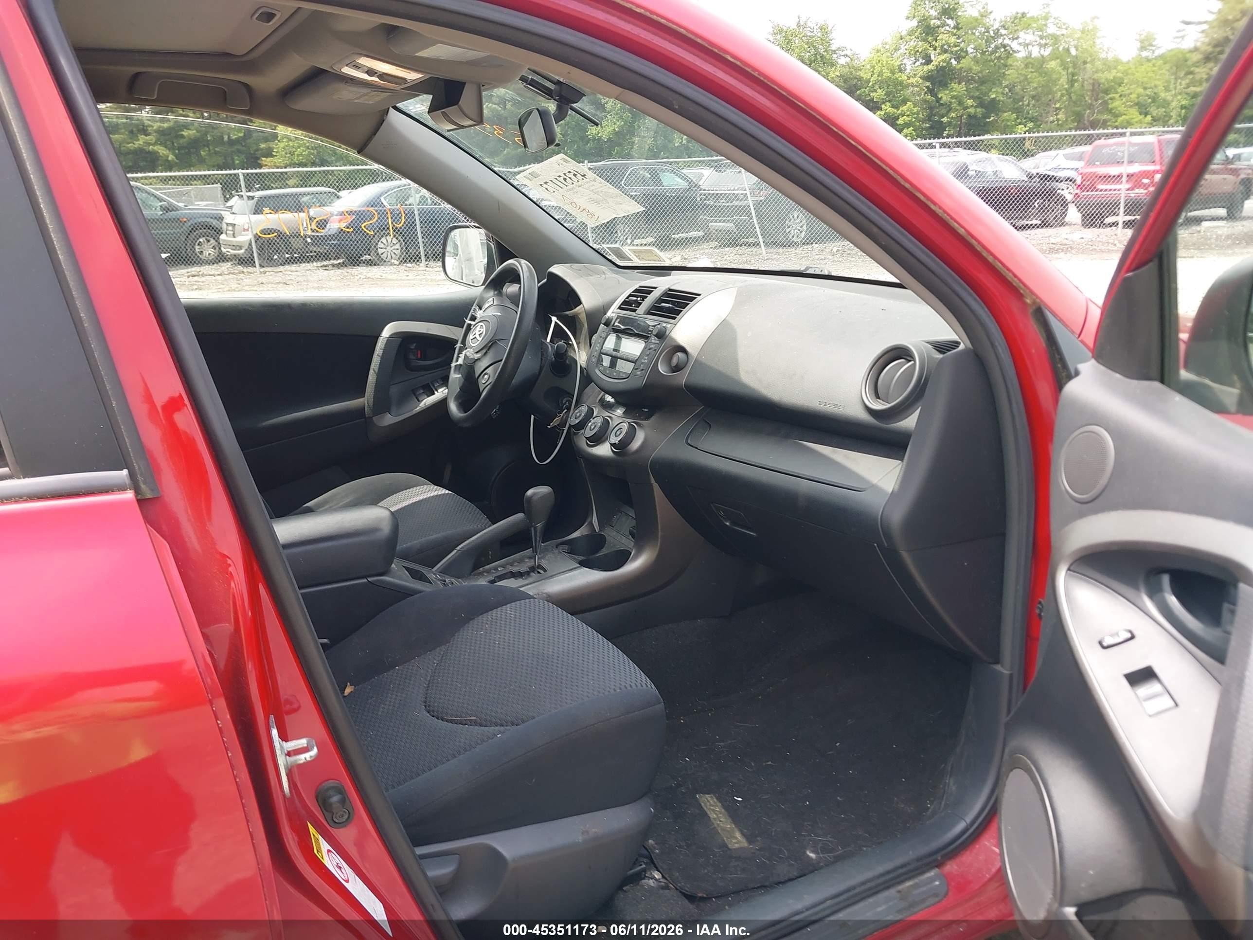 2009 Toyota Rav4 Sport Red vin: JTMBF32V49D011994