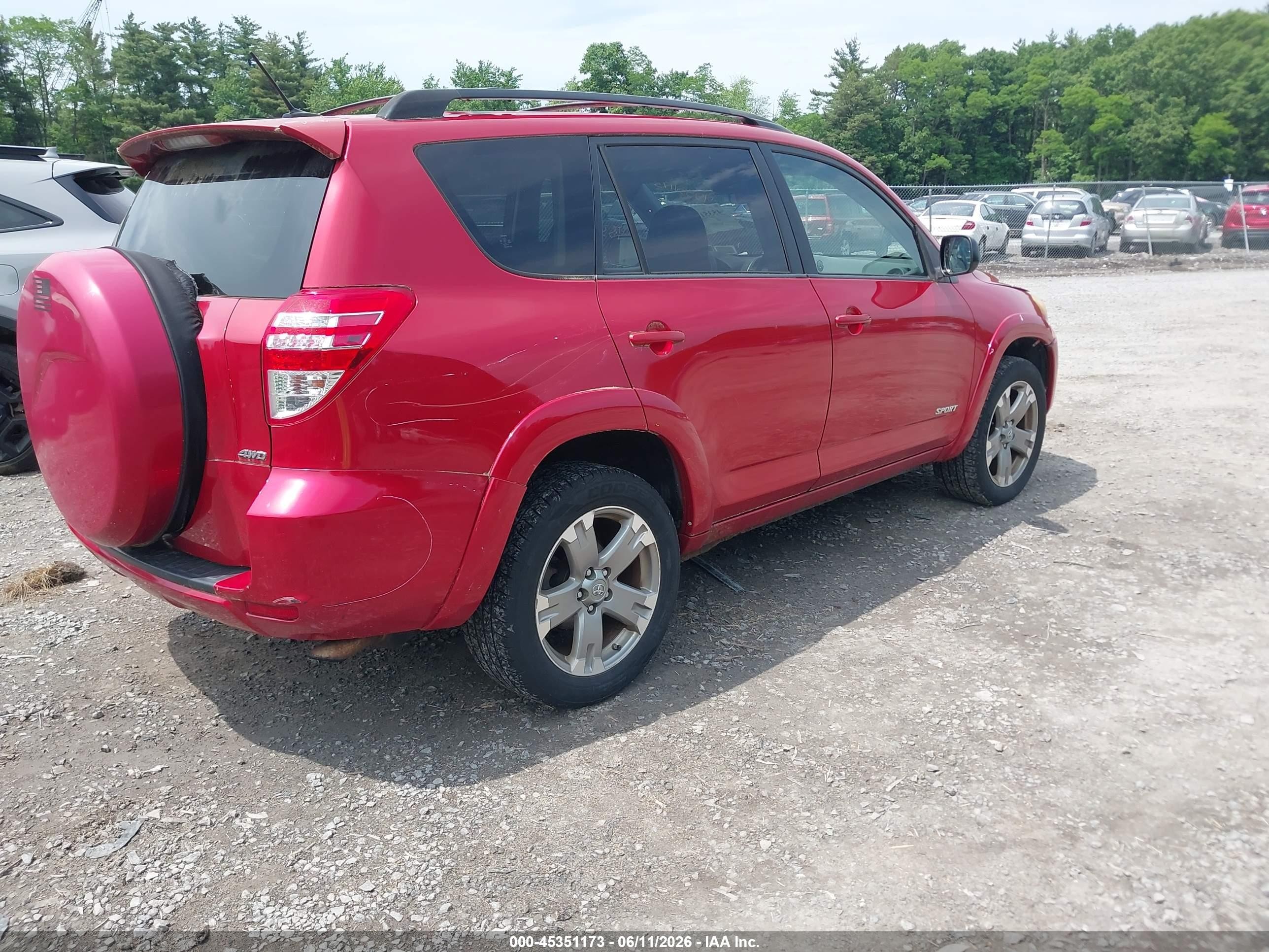 2009 Toyota Rav4 Sport Red vin: JTMBF32V49D011994
