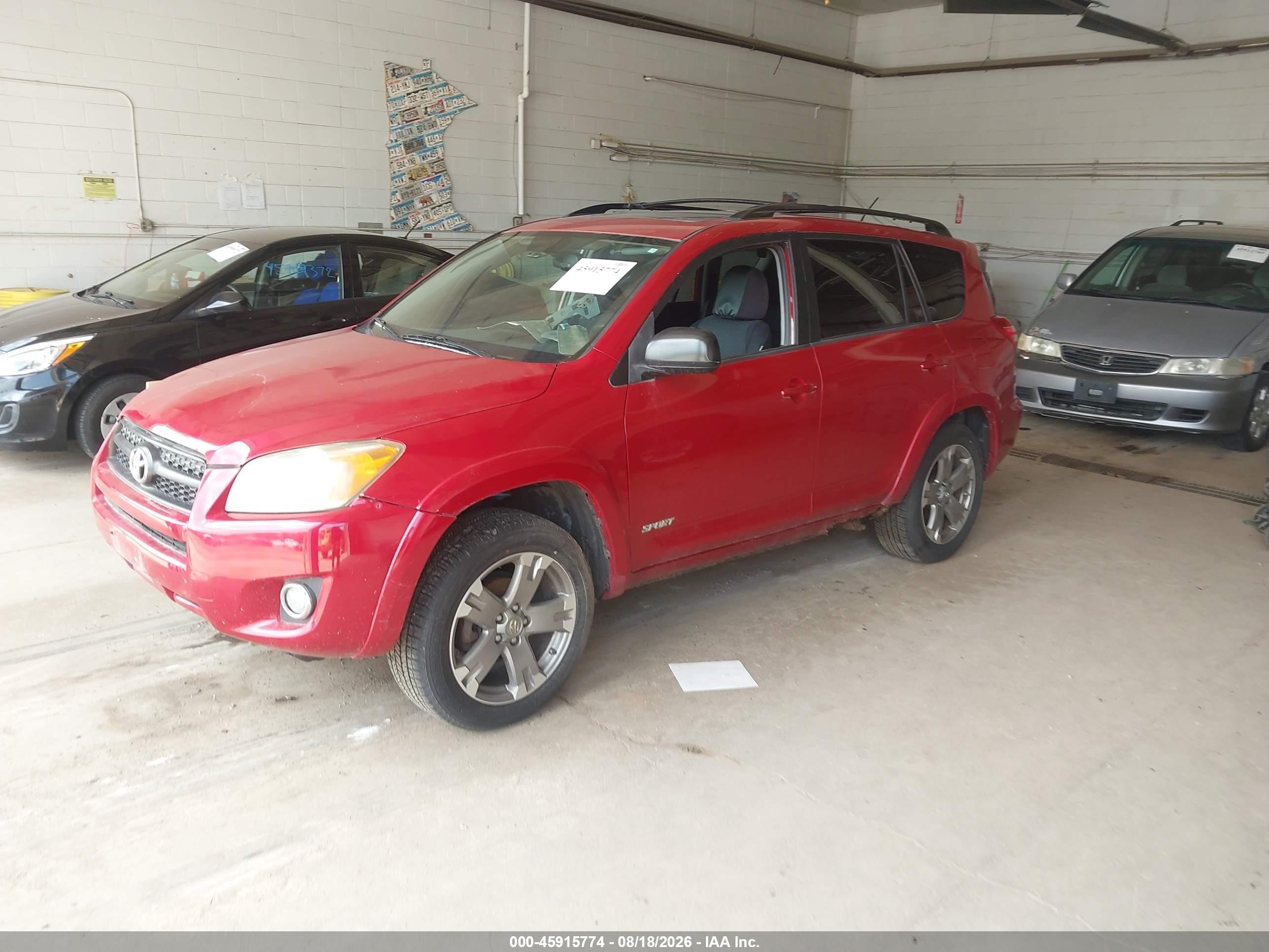 2009 Toyota Rav4 Sport Red vin: JTMBF32VX9D017248