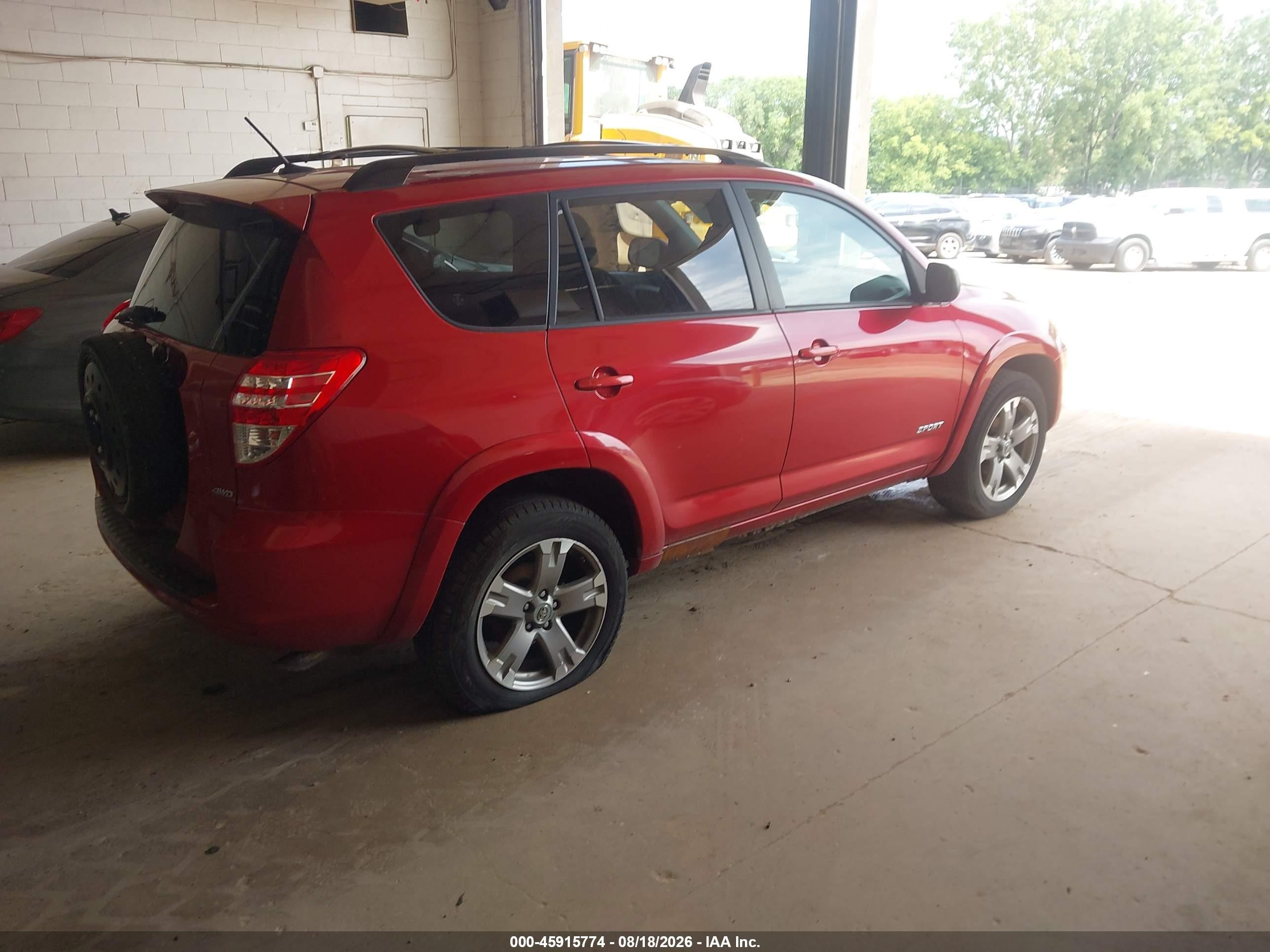 2009 Toyota Rav4 Sport Red vin: JTMBF32VX9D017248