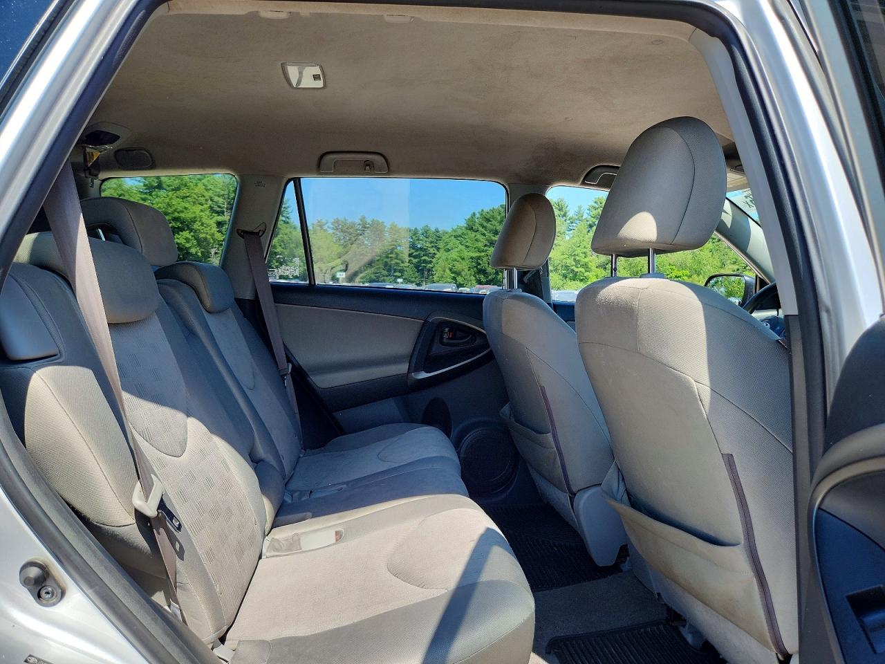 2009 Toyota Rav4 Base Silver vin: JTMBF33V095006414