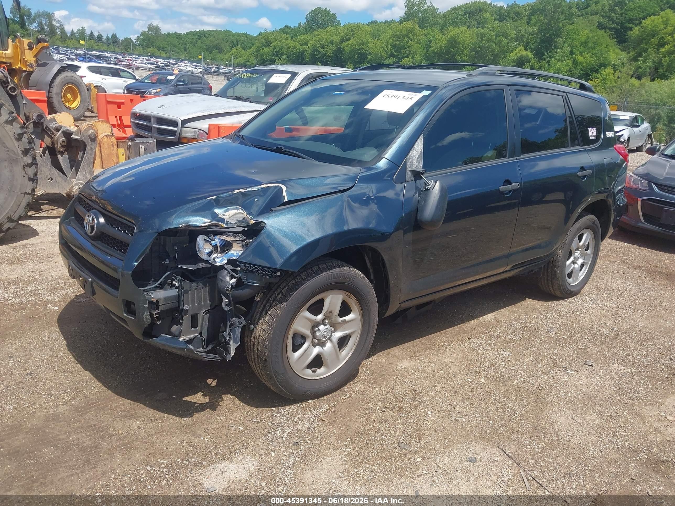 2009 Toyota Rav4   Синий vin: JTMBF33V095013279