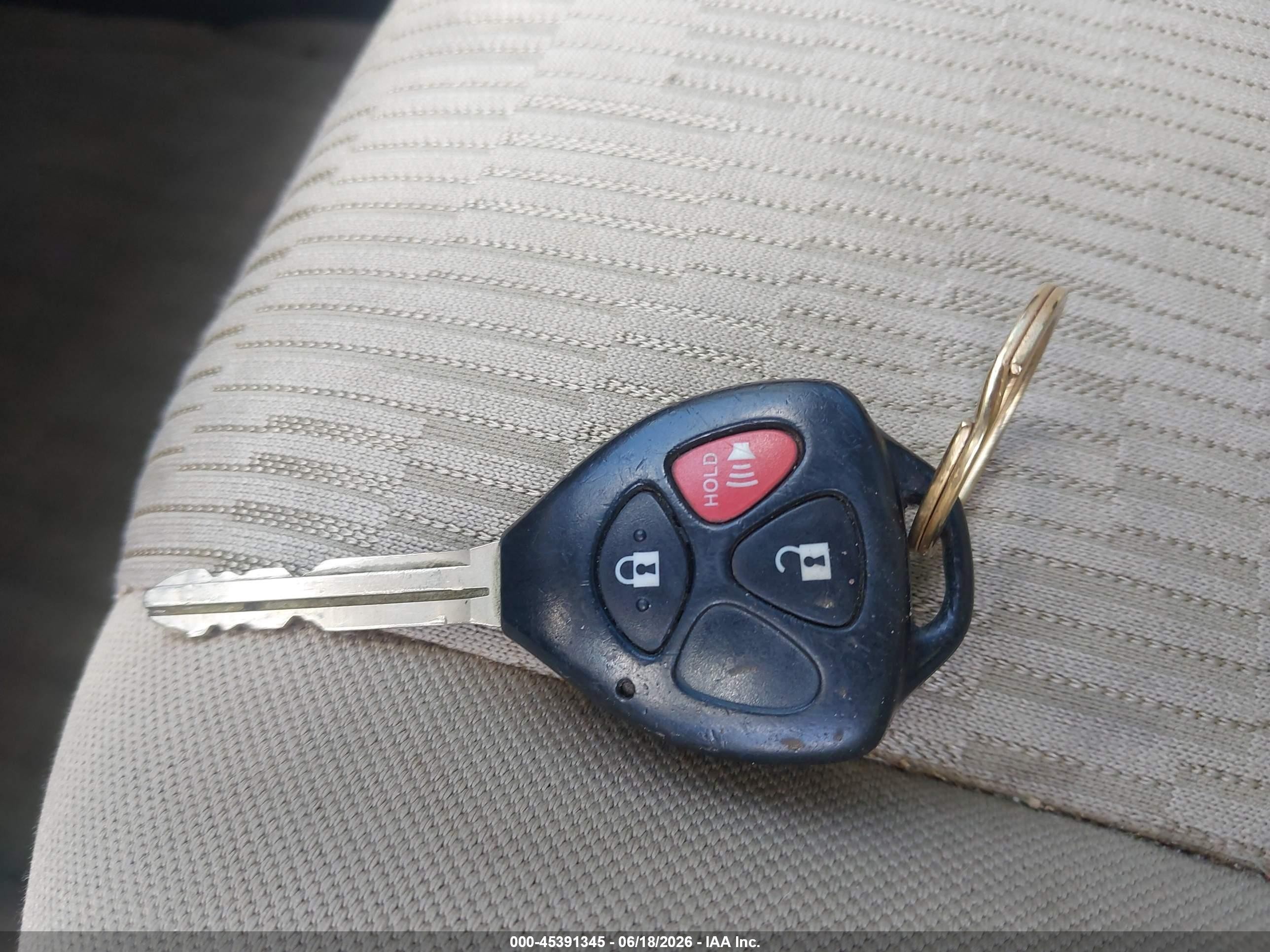 2009 Toyota Rav4   Синий vin: JTMBF33V095013279