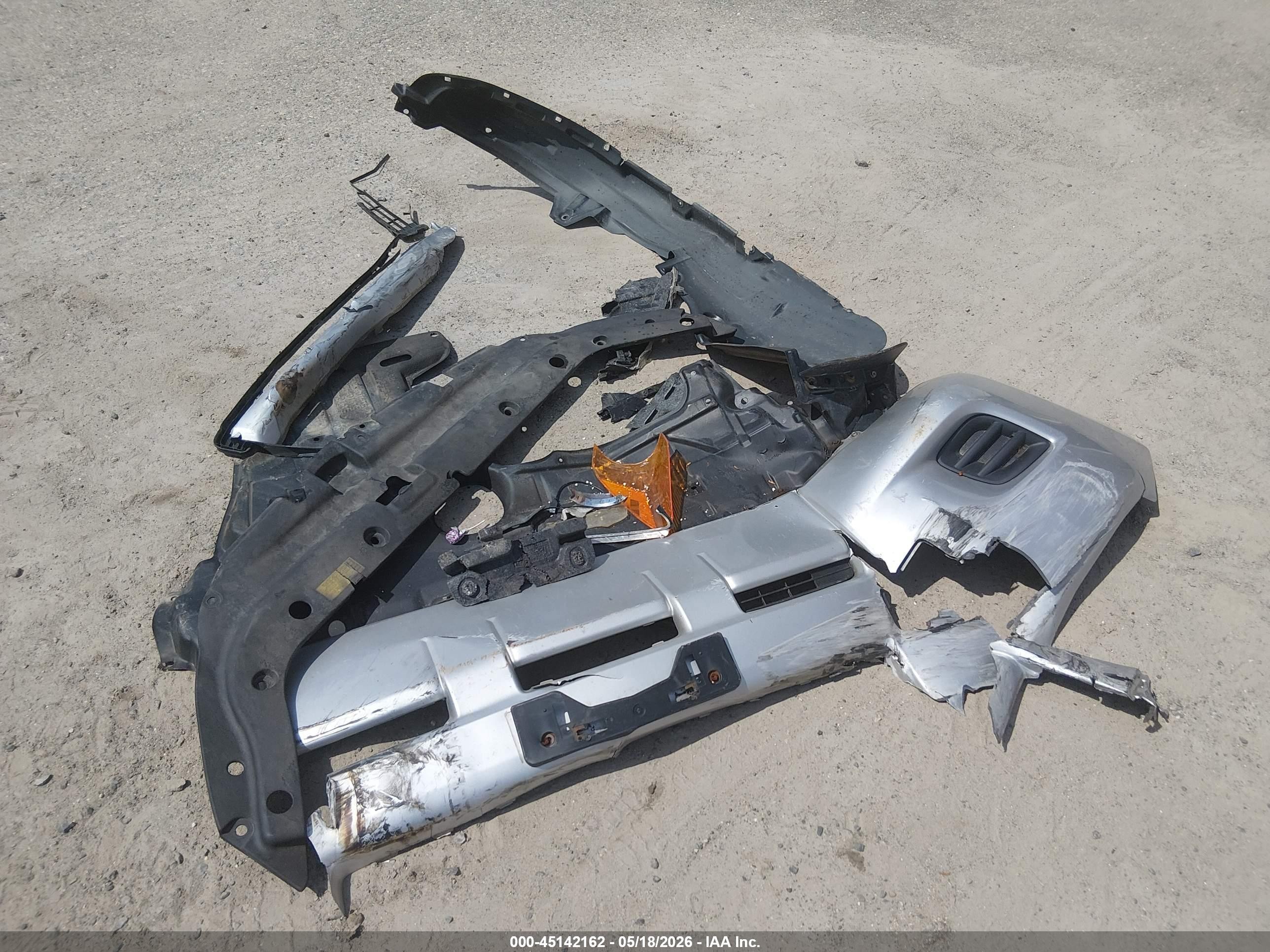 2009 Toyota Rav4   Серебряный vin: JTMBF33V095014528