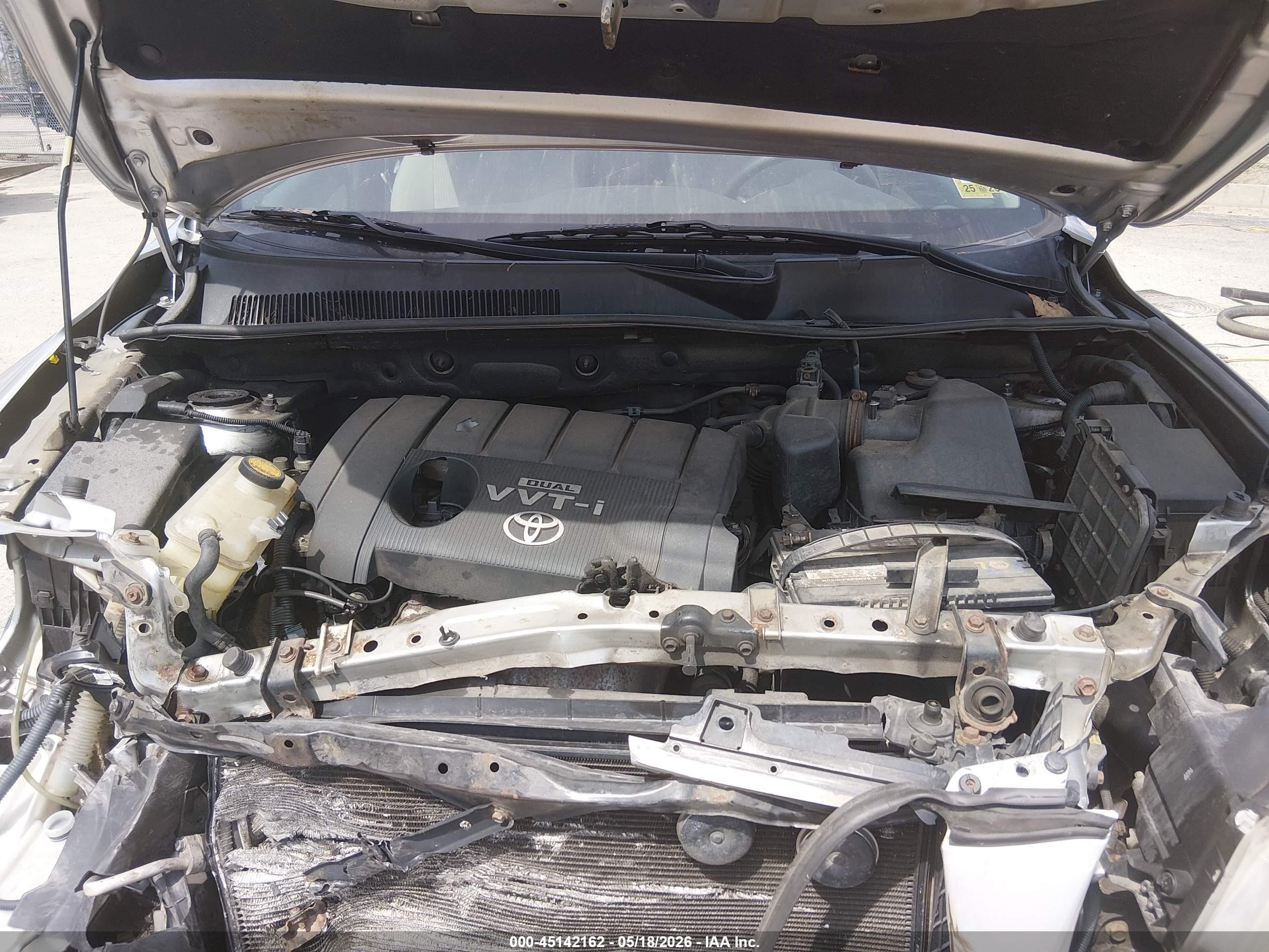 2009 Toyota Rav4   Серебряный vin: JTMBF33V095014528