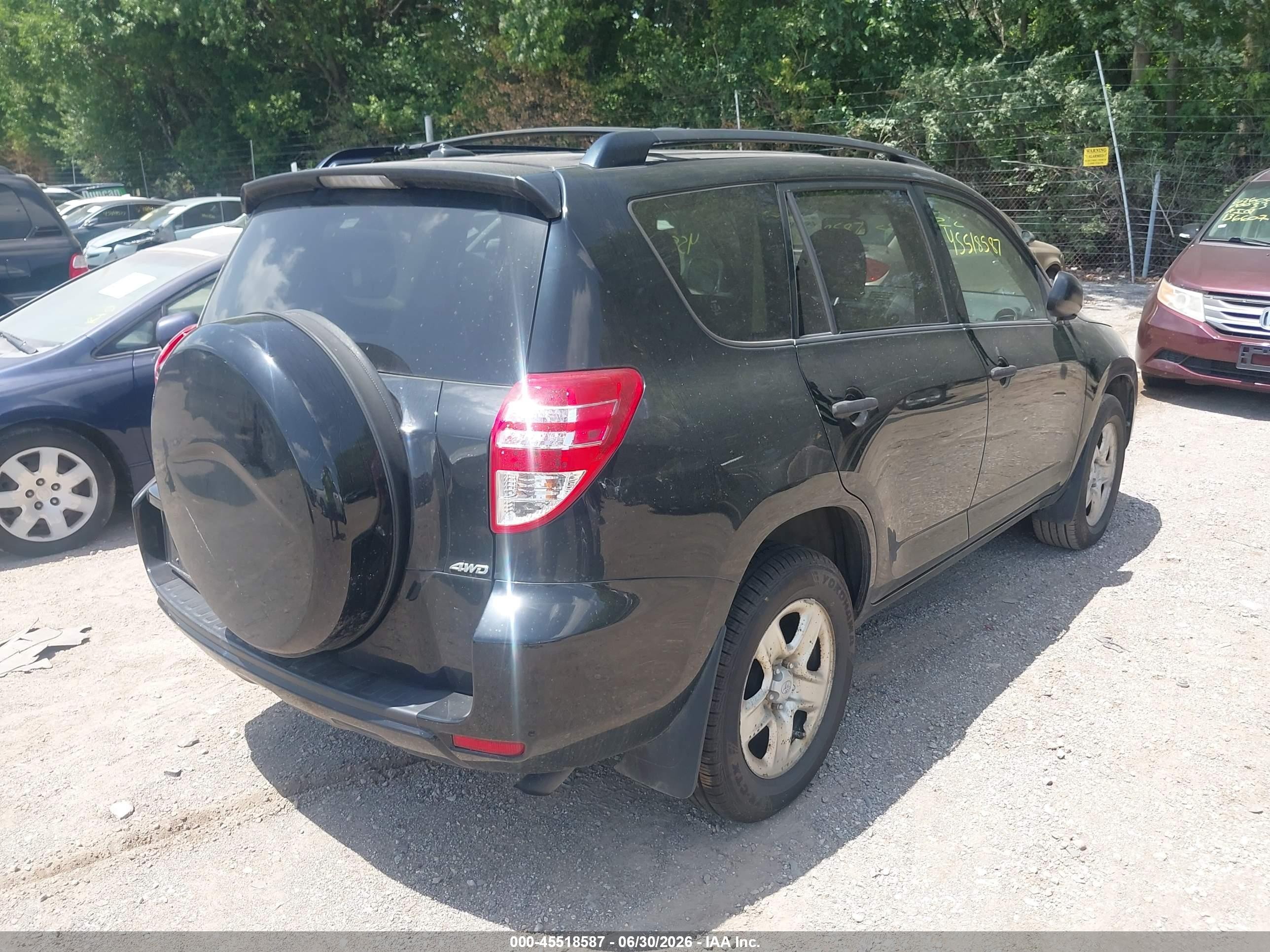 2009 Toyota Rav4   Black vin: JTMBF33V095017154