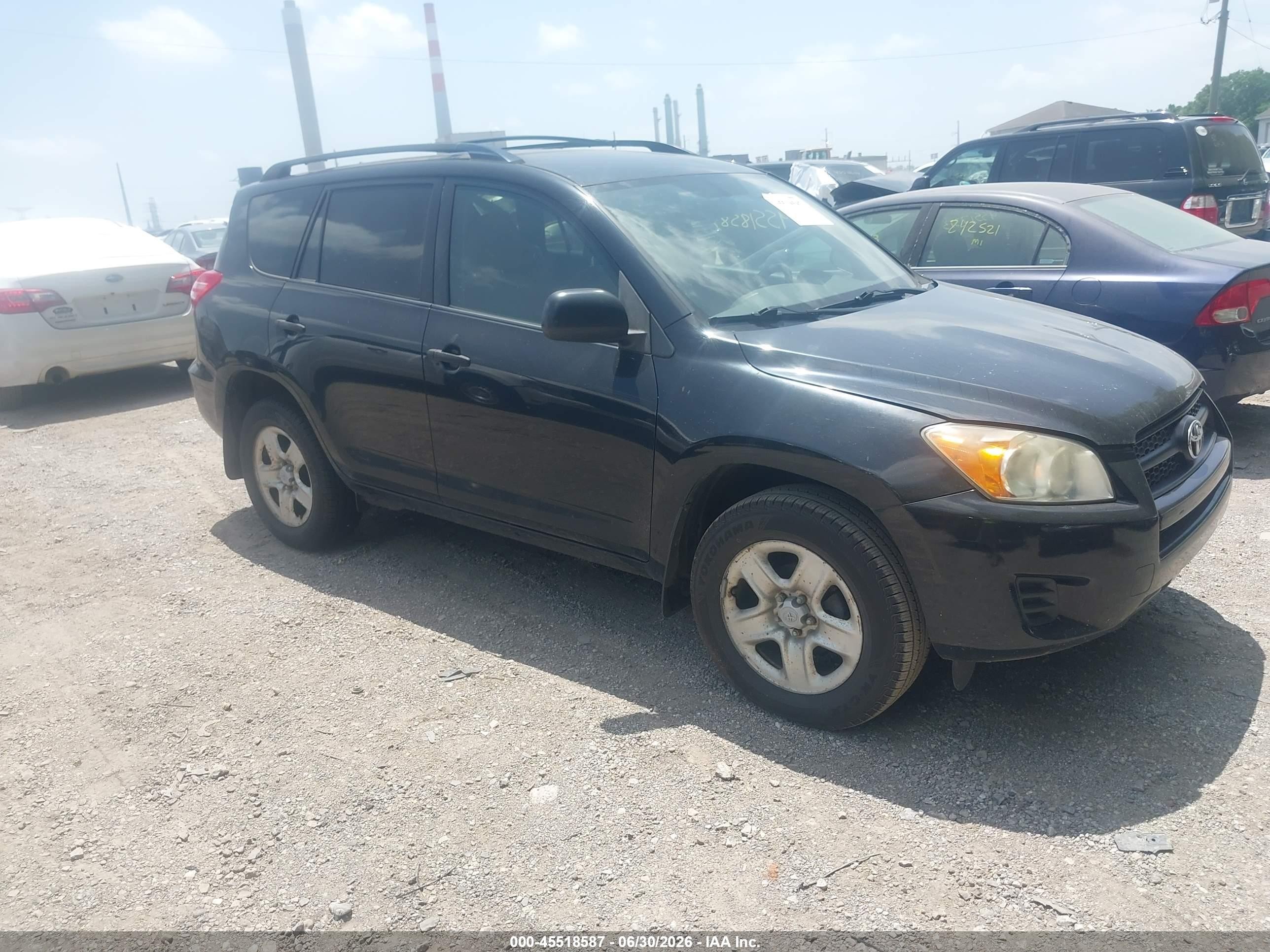 2009 Toyota Rav4   Black vin: JTMBF33V095017154