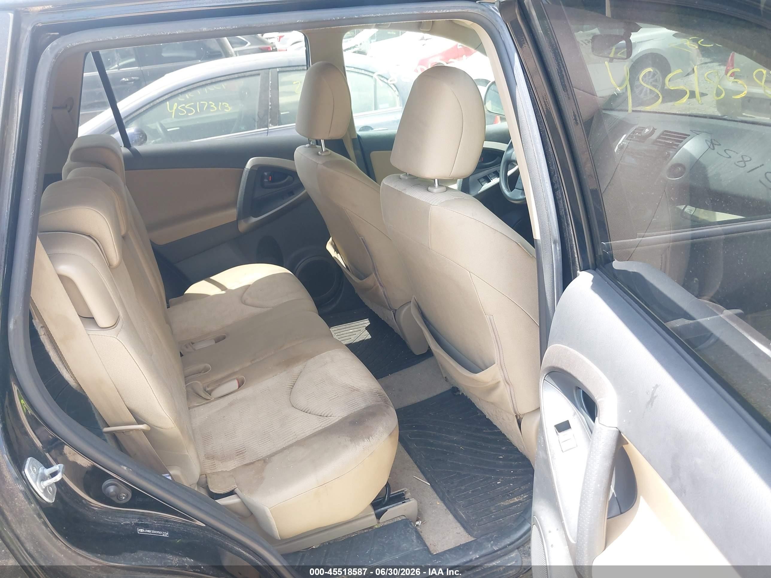 2009 Toyota Rav4   Black vin: JTMBF33V095017154