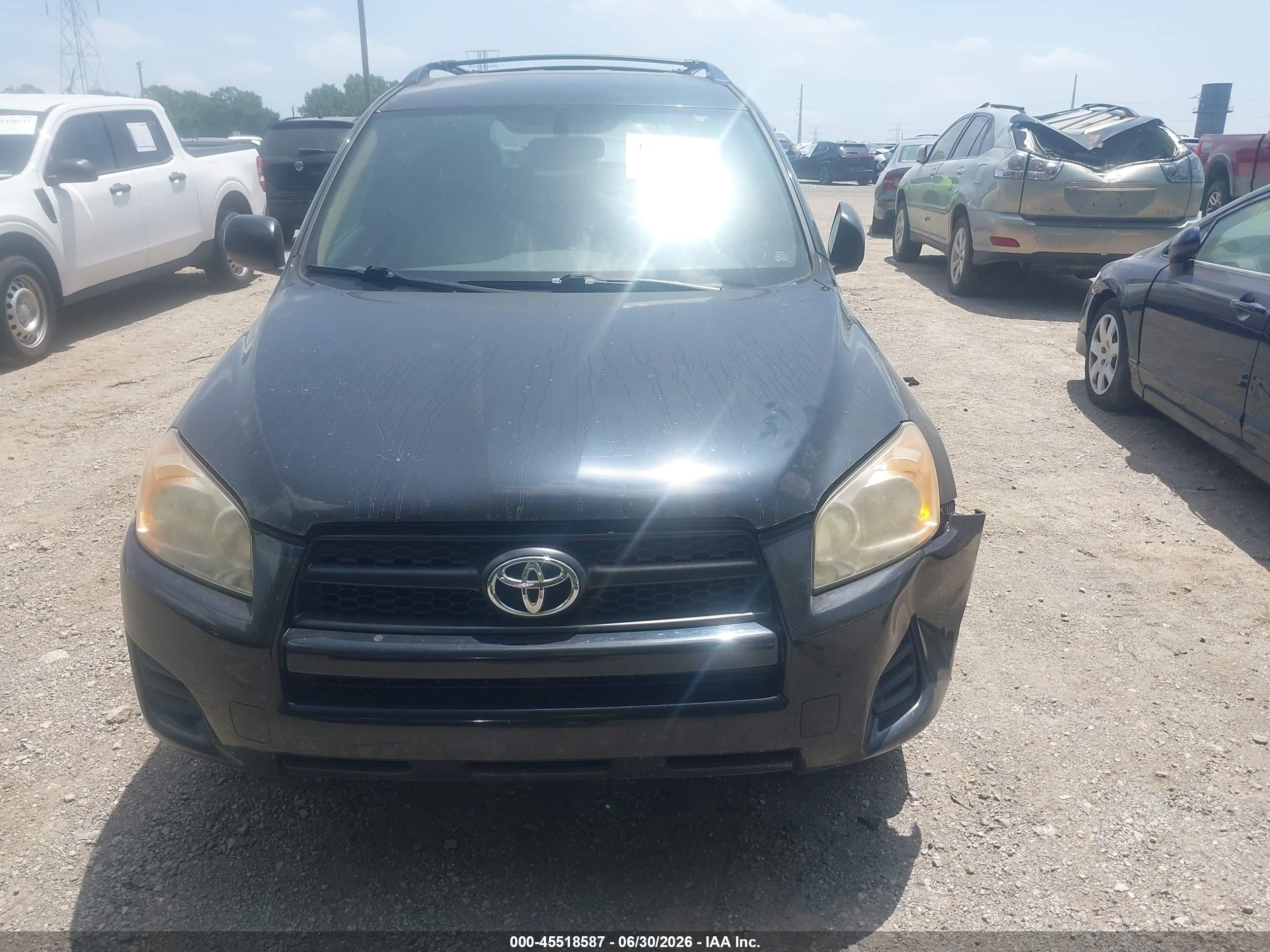 2009 Toyota Rav4   Black vin: JTMBF33V095017154