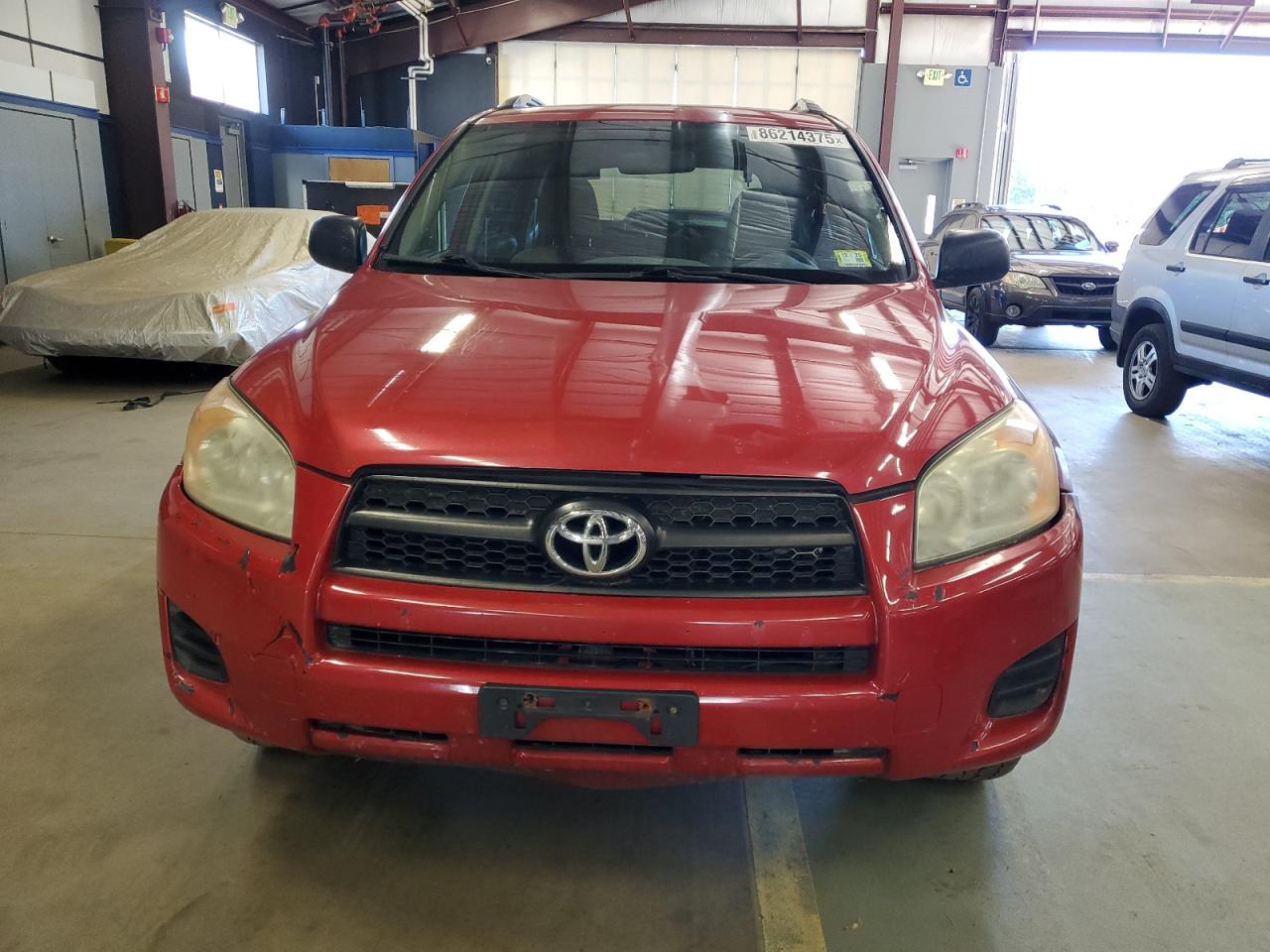2009 Toyota Rav4 Red vin: JTMBF33V09D008427