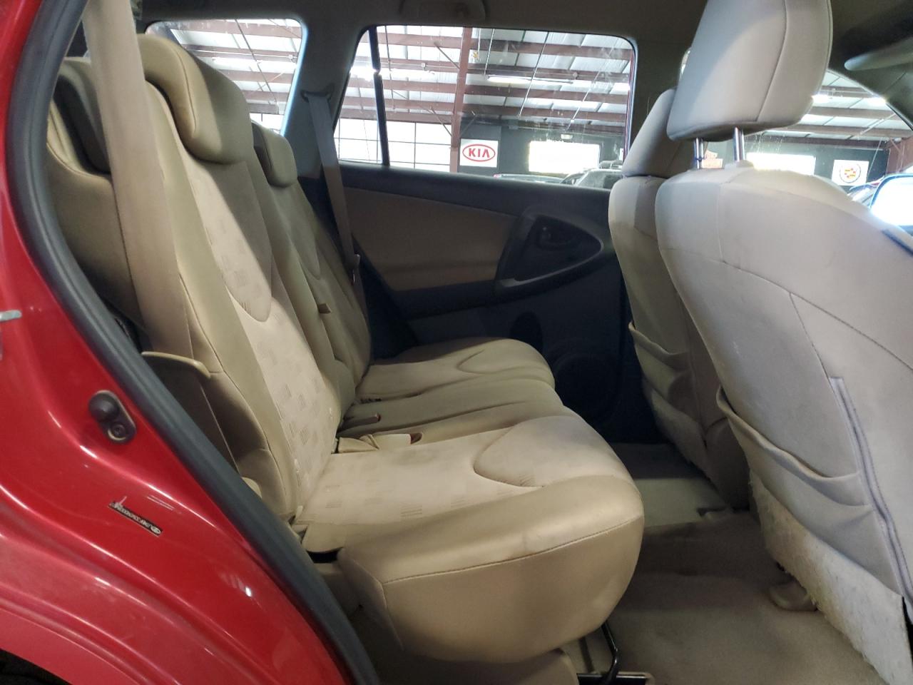 2009 Toyota Rav4 Red vin: JTMBF33V09D008427