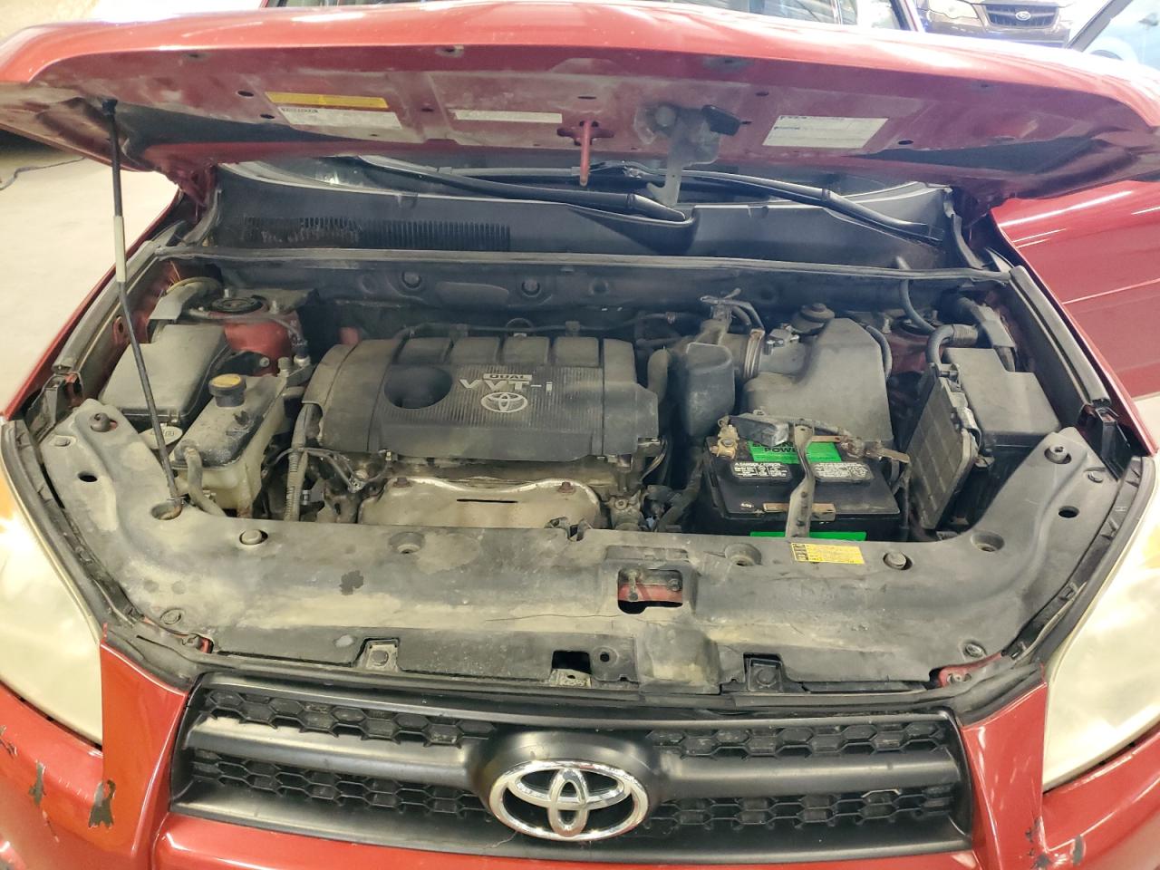 2009 Toyota Rav4 Red vin: JTMBF33V09D008427