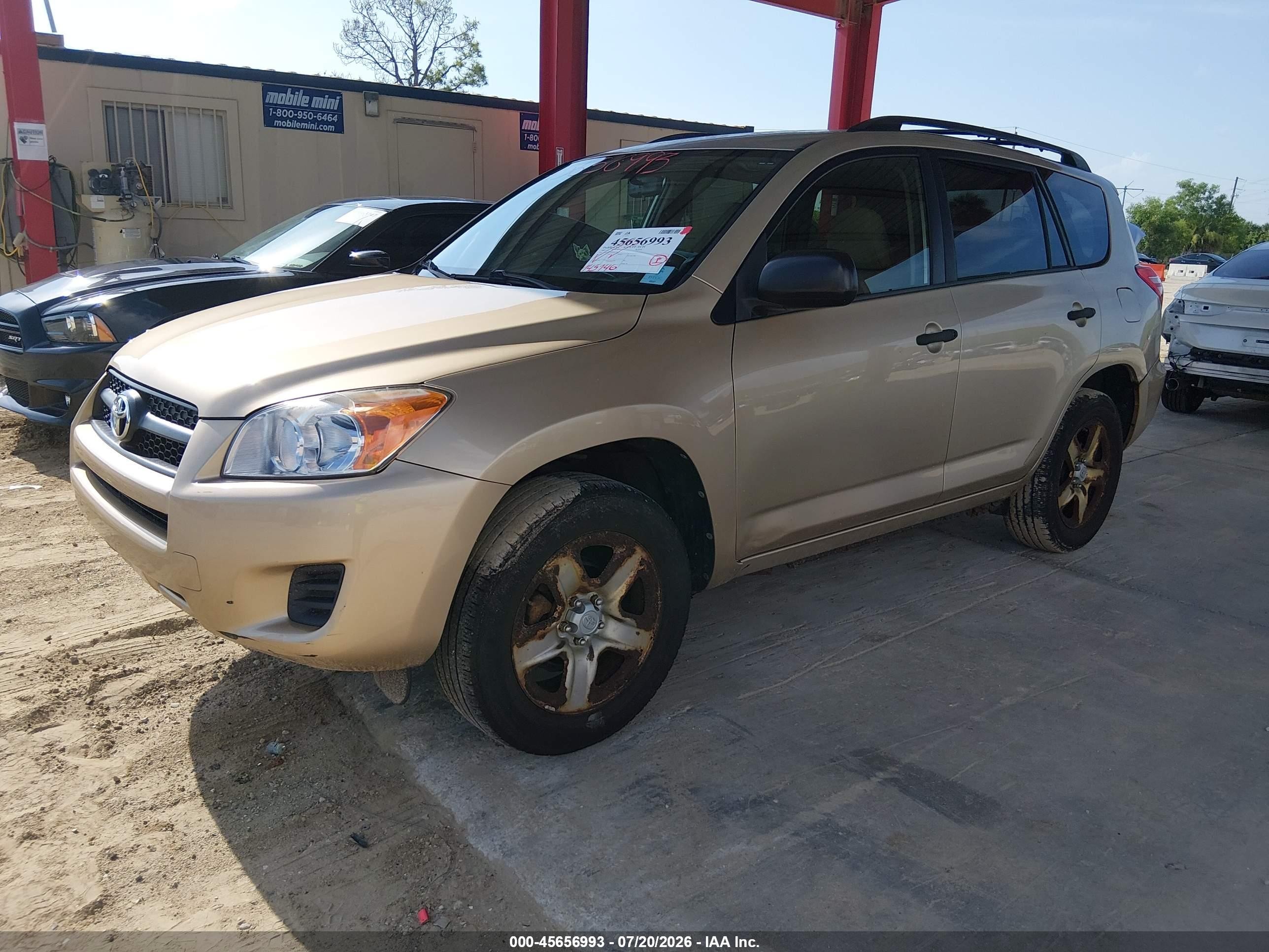 2009 Toyota Rav4   Champagne vin: JTMBF33V09D015958
