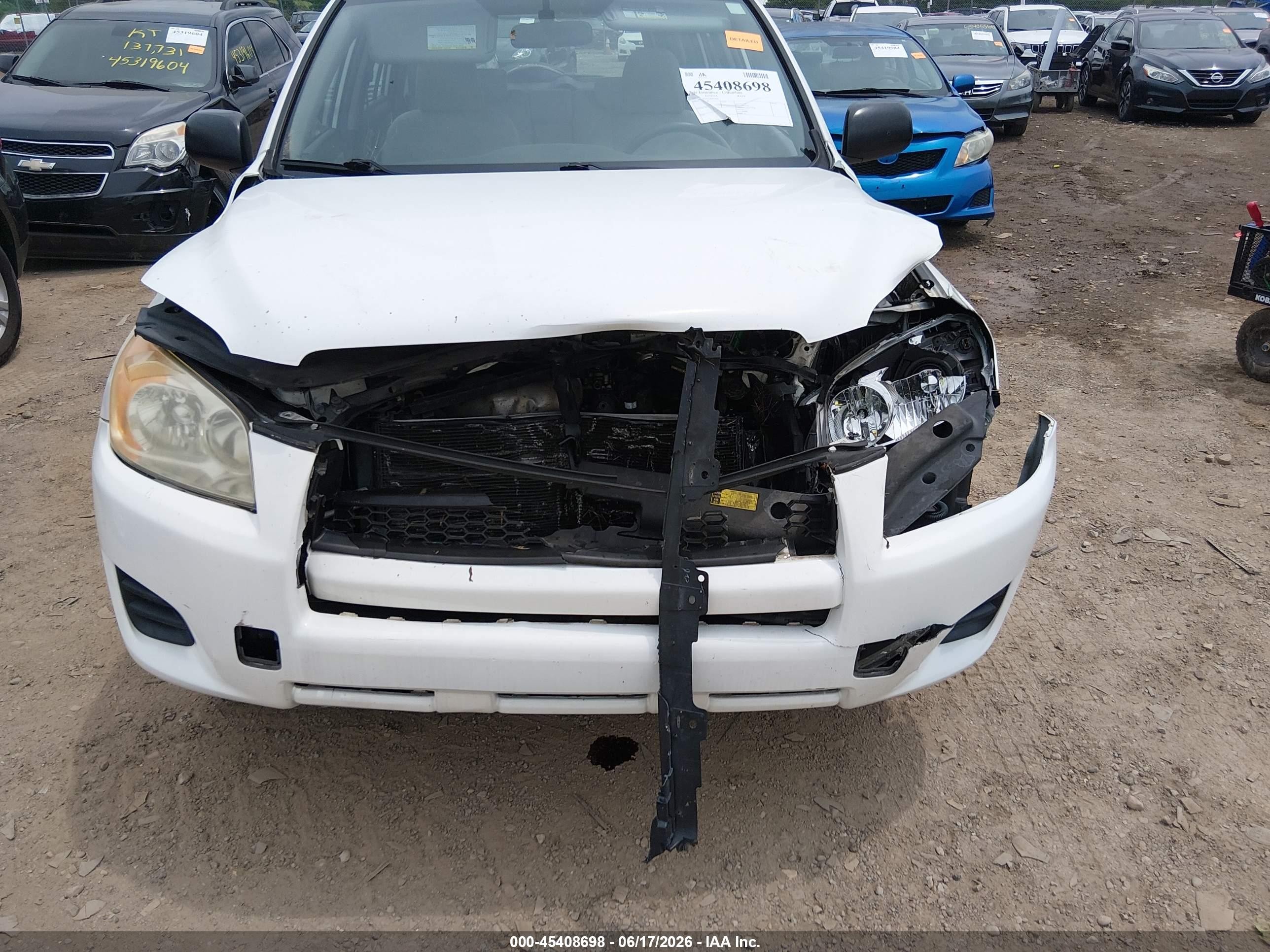 2009 Toyota Rav4   White vin: JTMBF33V19D011966