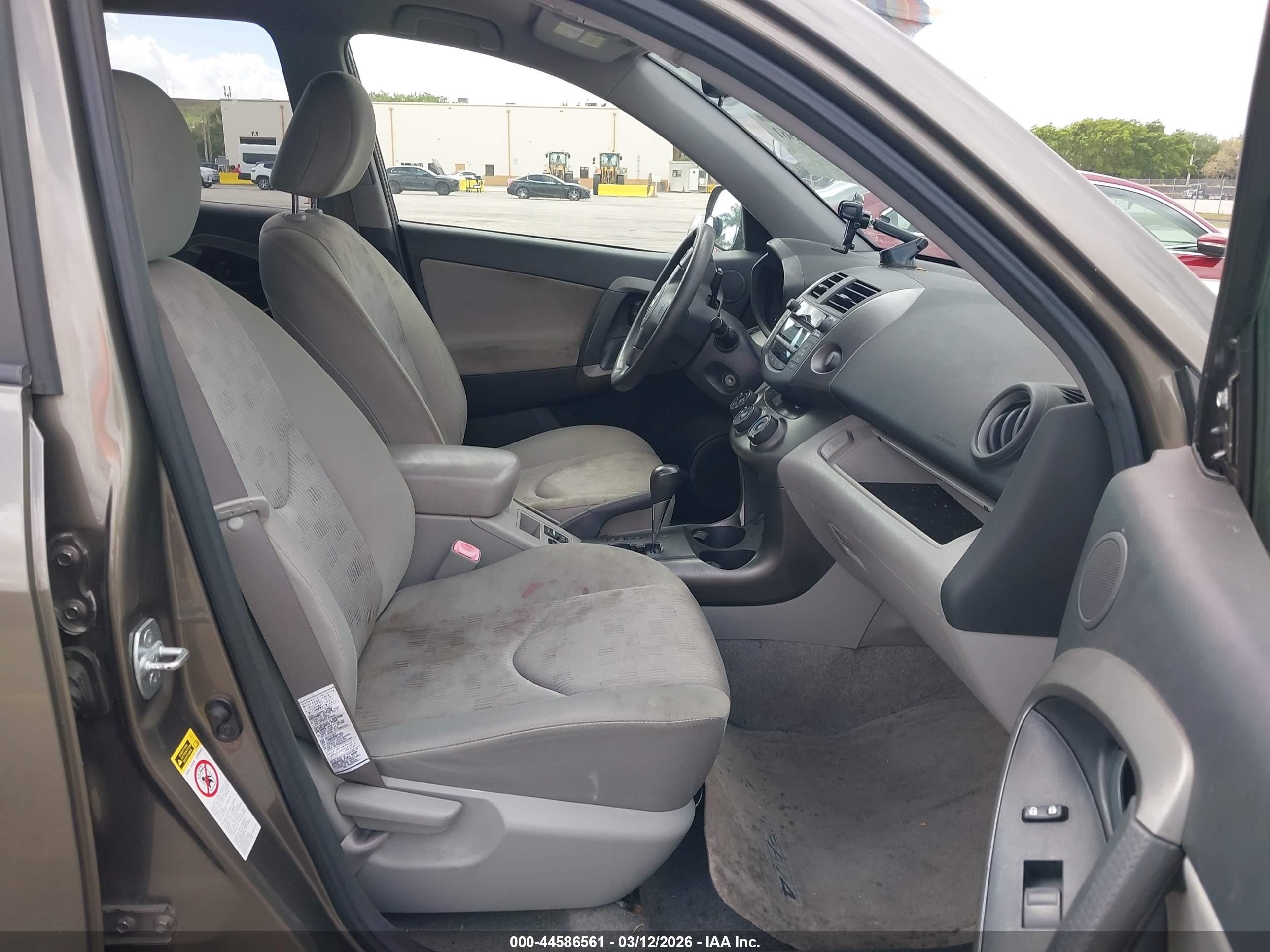 2009 Toyota Rav4   Gray vin: JTMBF33V19D016360