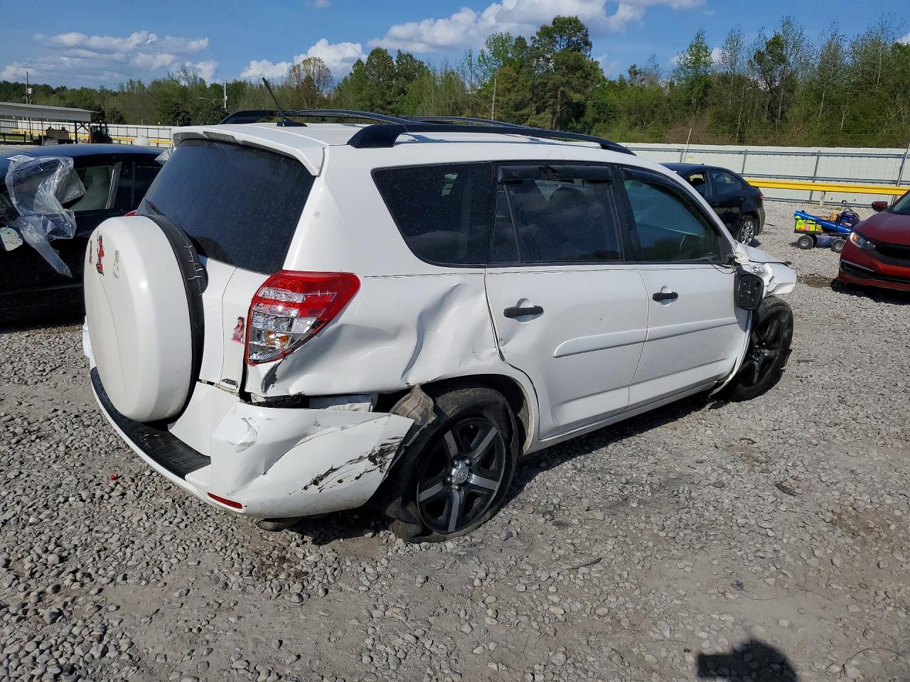 2009 Toyota Rav 4 White vin: JTMBF33V29D016058