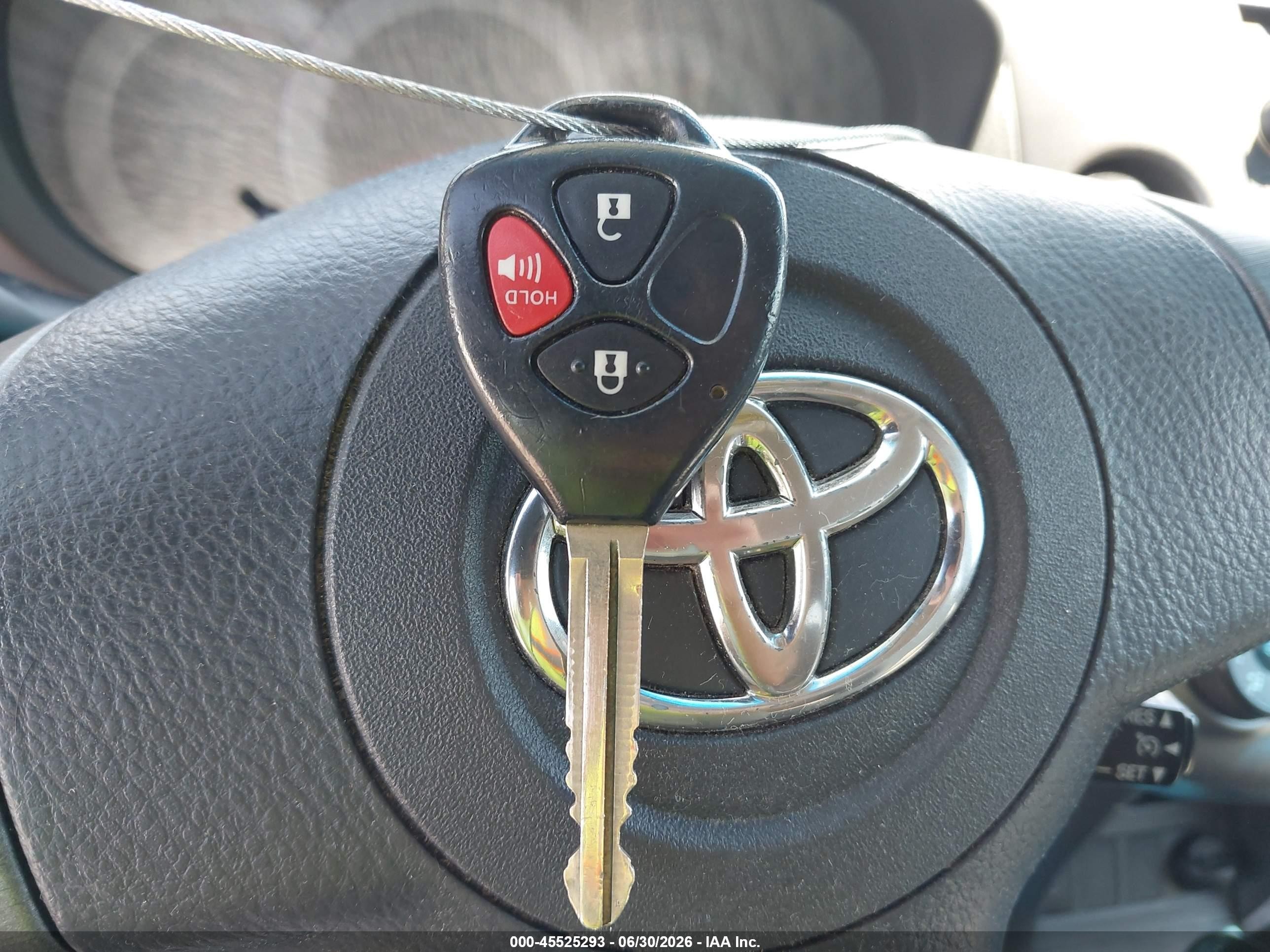 2009 Toyota Rav4   Silver vin: JTMBF33V395002101