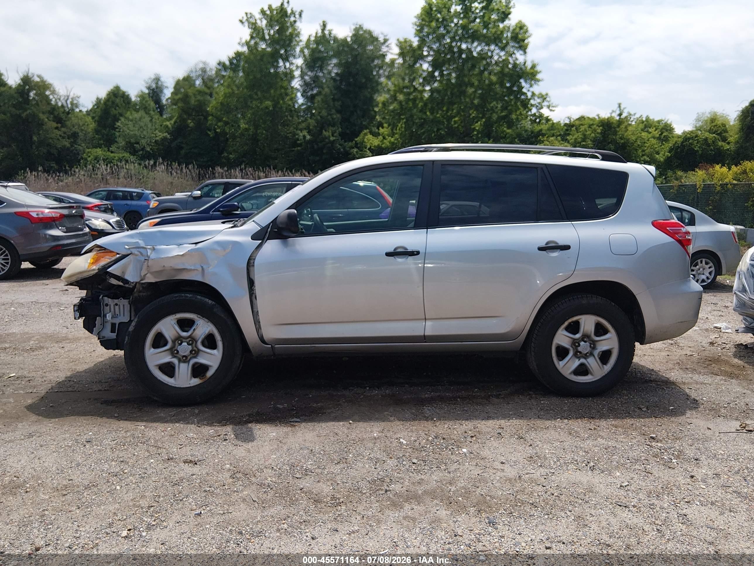 2009 Toyota Rav4 Silver vin: JTMBF33V395015057