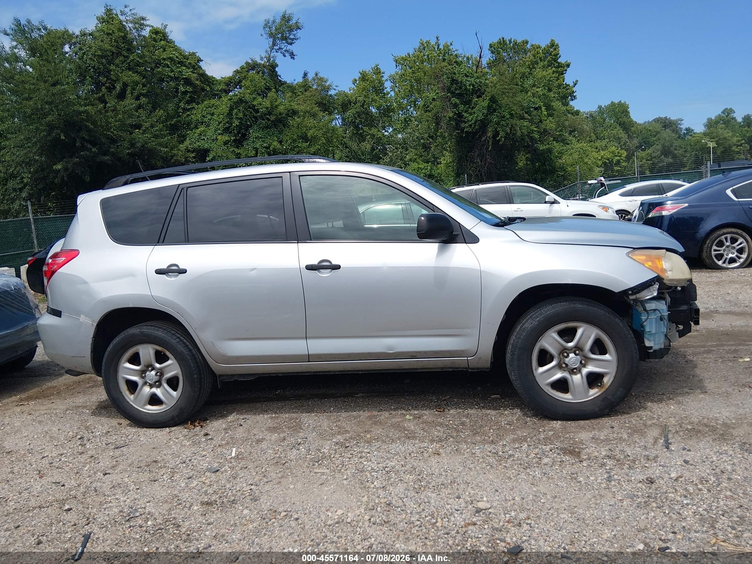 2009 Toyota Rav4 Silver vin: JTMBF33V395015057
