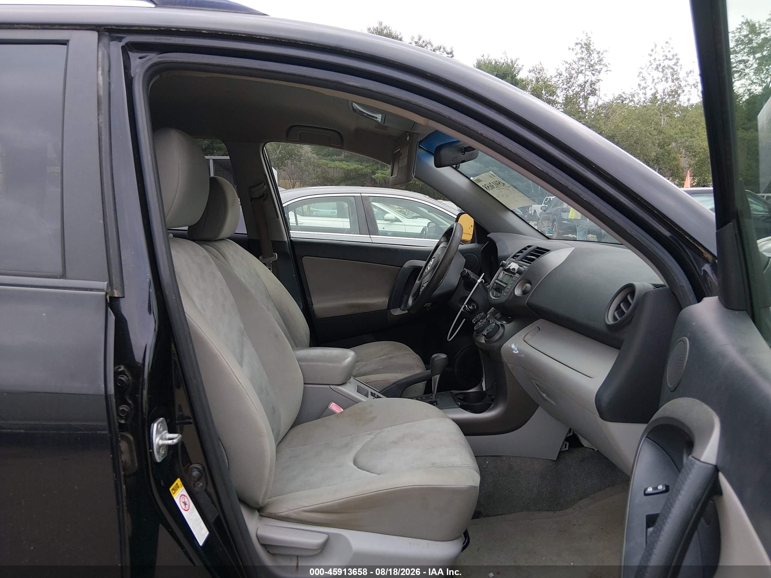 2009 Toyota Rav4   Black vin: JTMBF33V495015987