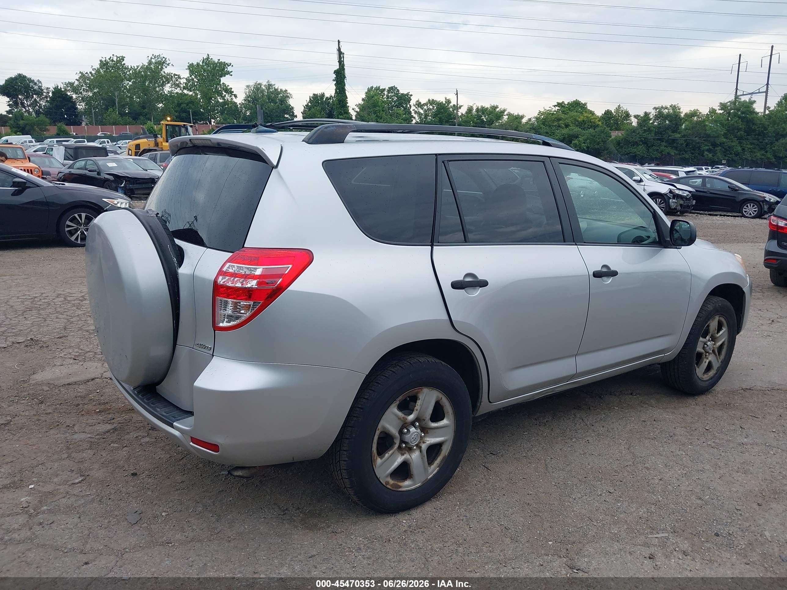 2009 Toyota Rav4   Silver vin: JTMBF33V49D006924