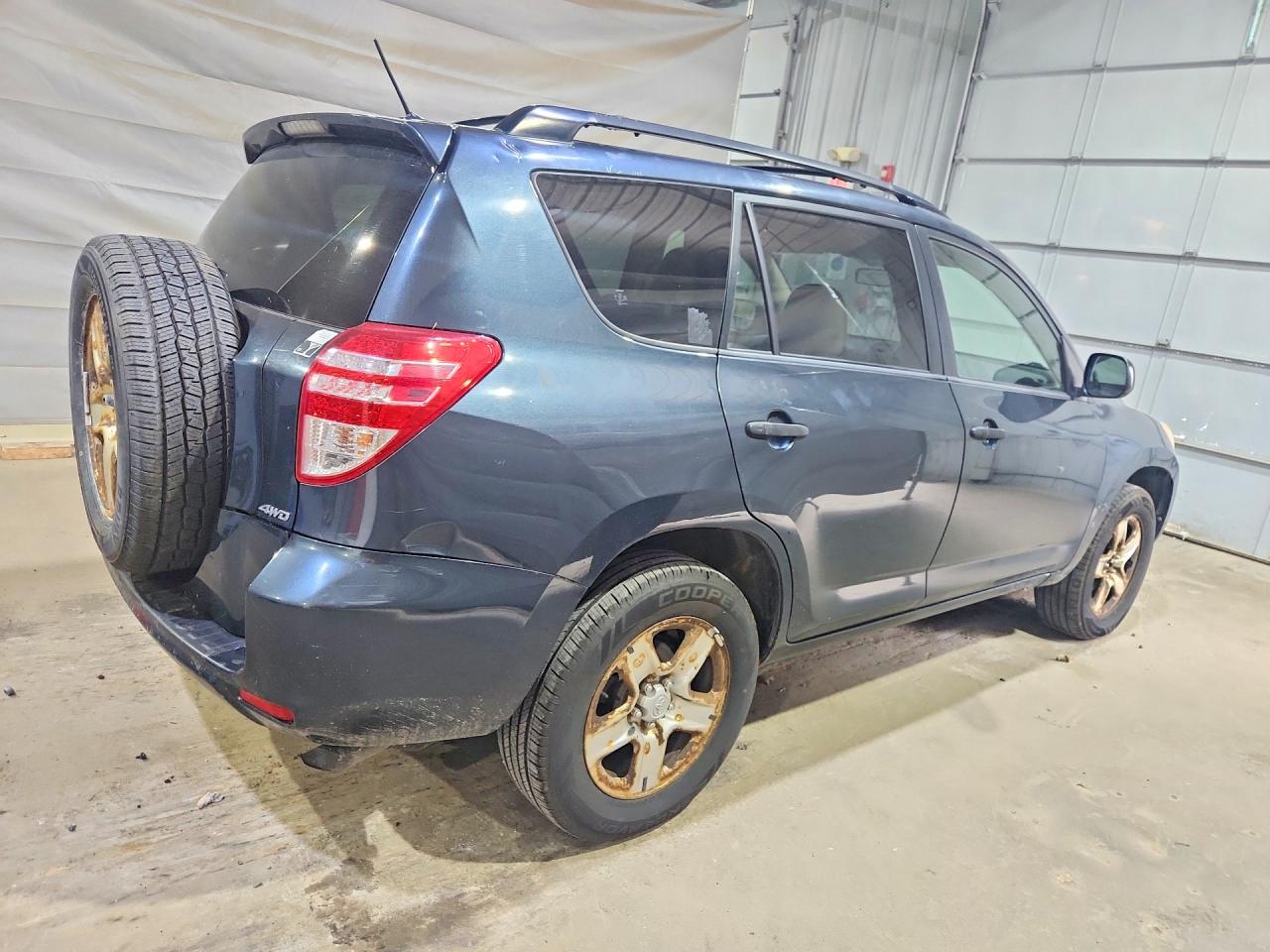 2009 Toyota Rav4 Base Blue vin: JTMBF33V49D008771