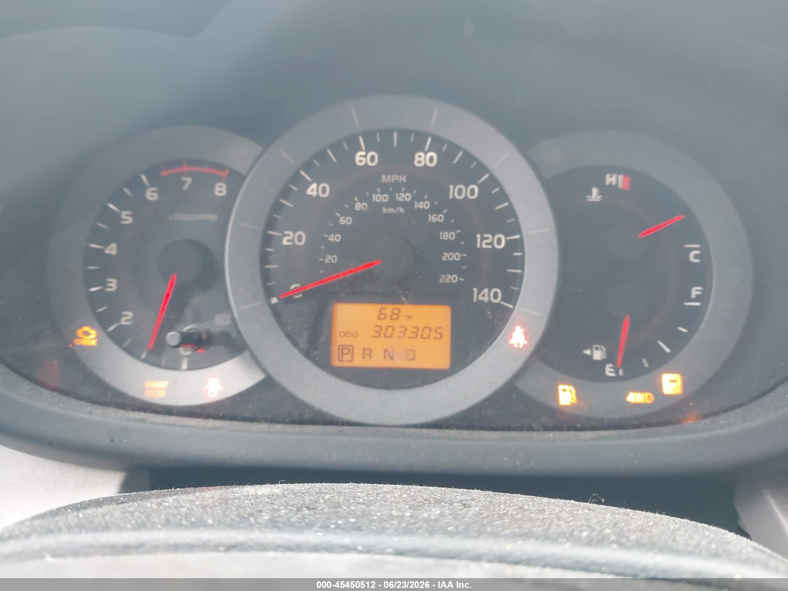 2009 Toyota Rav4   White vin: JTMBF33V49D009807