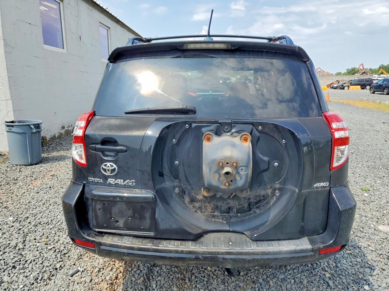 2009 Toyota Rav4 Base Black vin: JTMBF33V49D015445