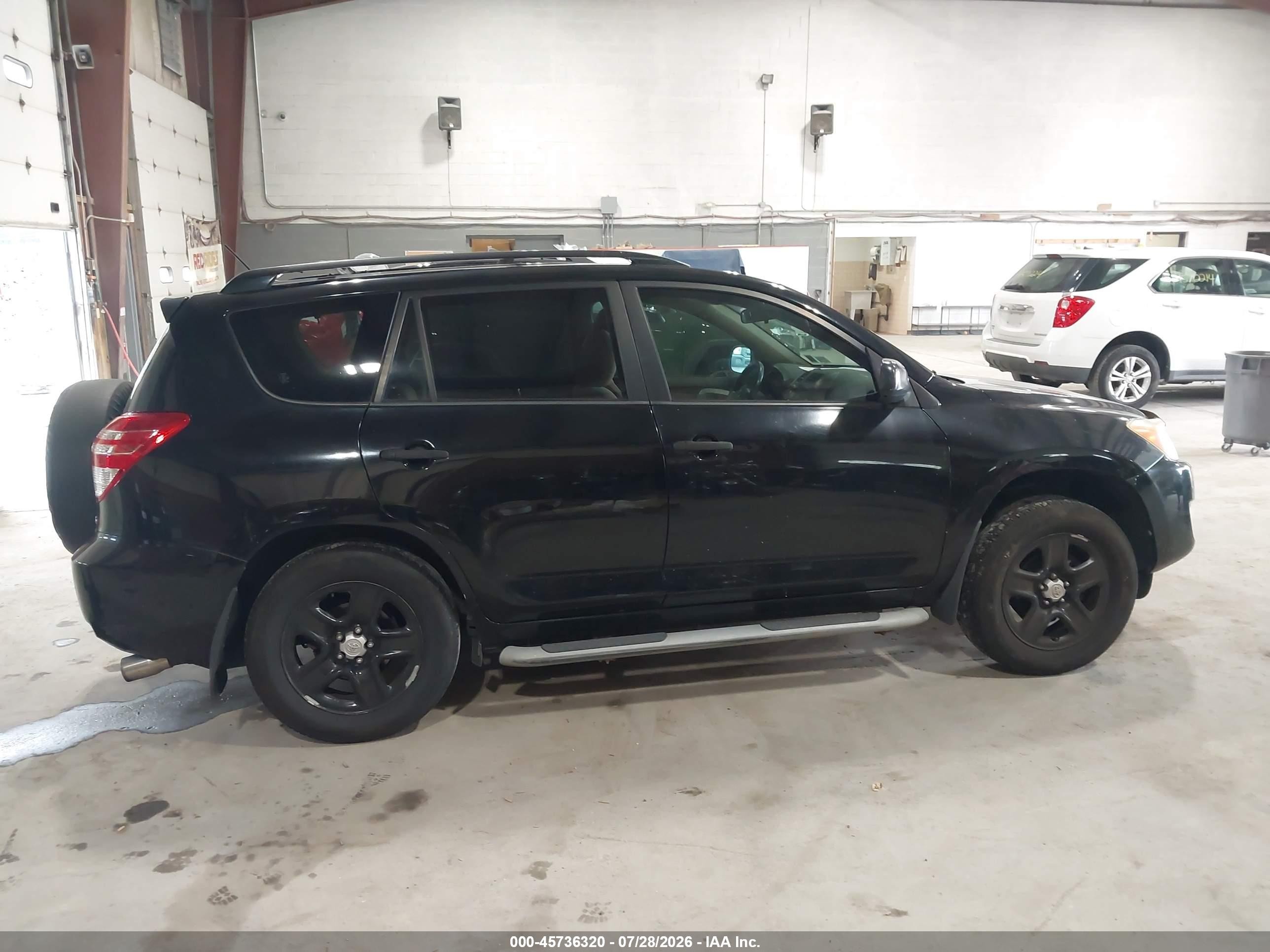 2009 Toyota Rav4   Black vin: JTMBF33V49D019639