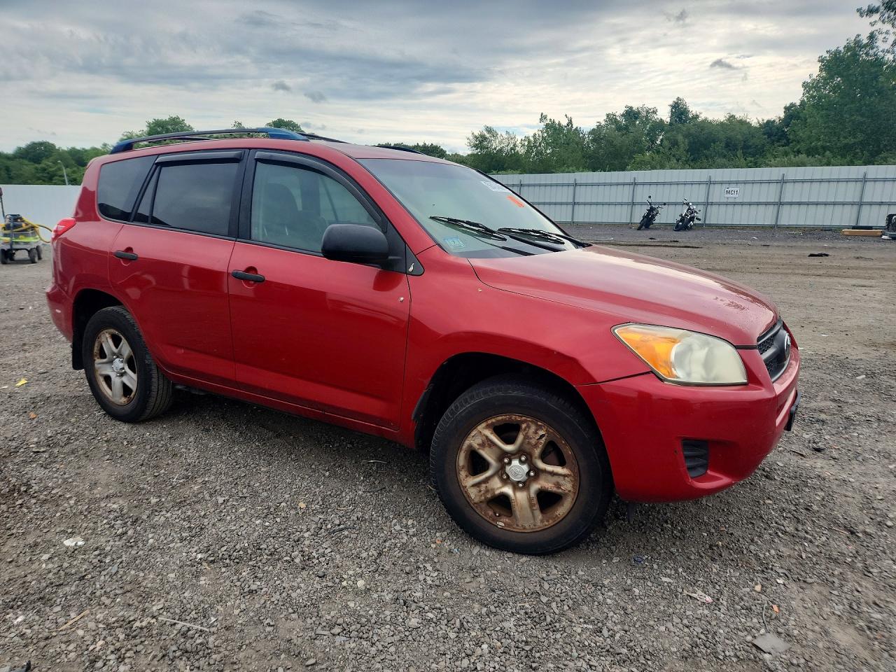 2009 Toyota Rav4 Base Red vin: JTMBF33V595013049