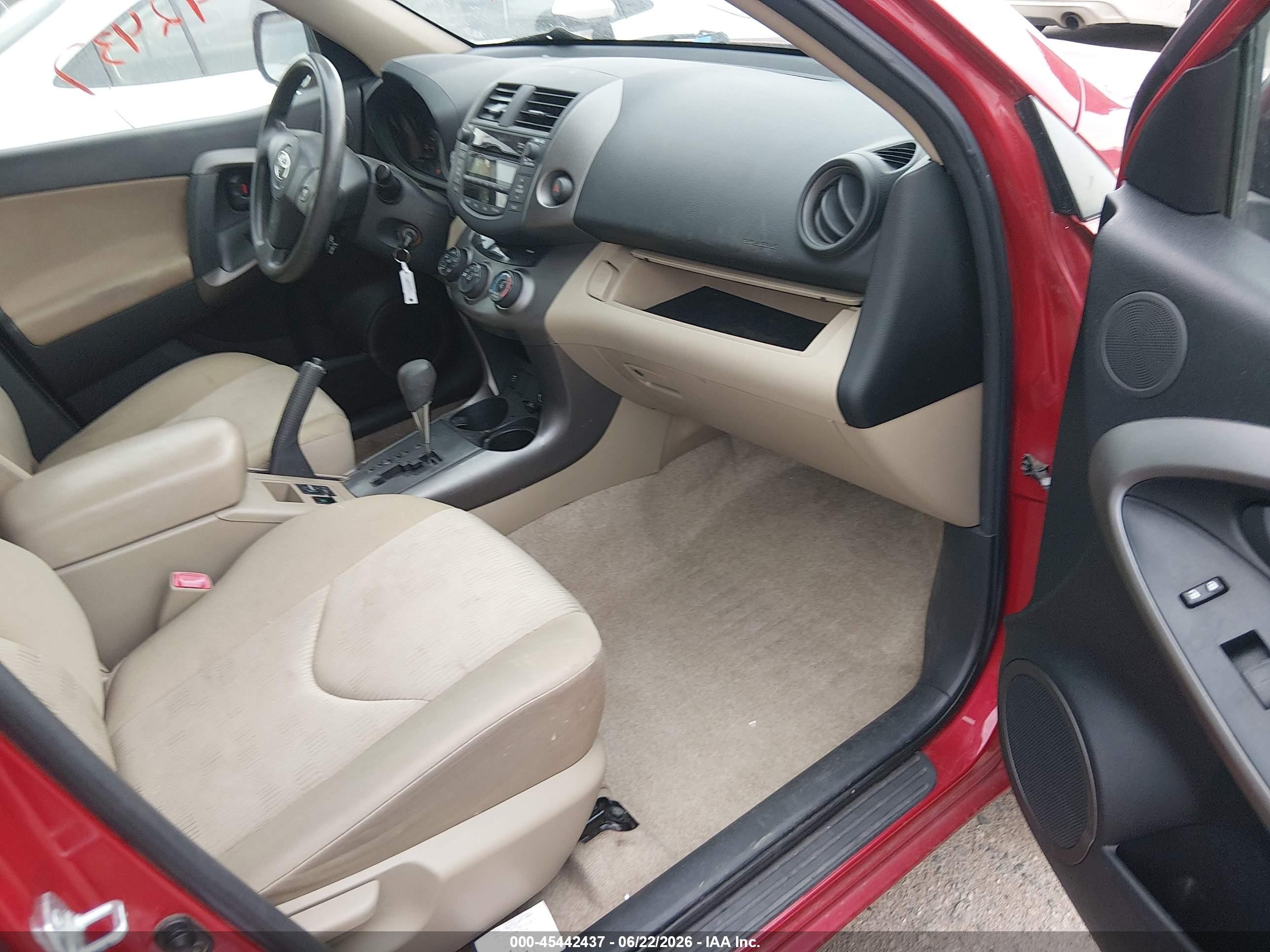 2009 Toyota Rav4   Red vin: JTMBF33V59D001215