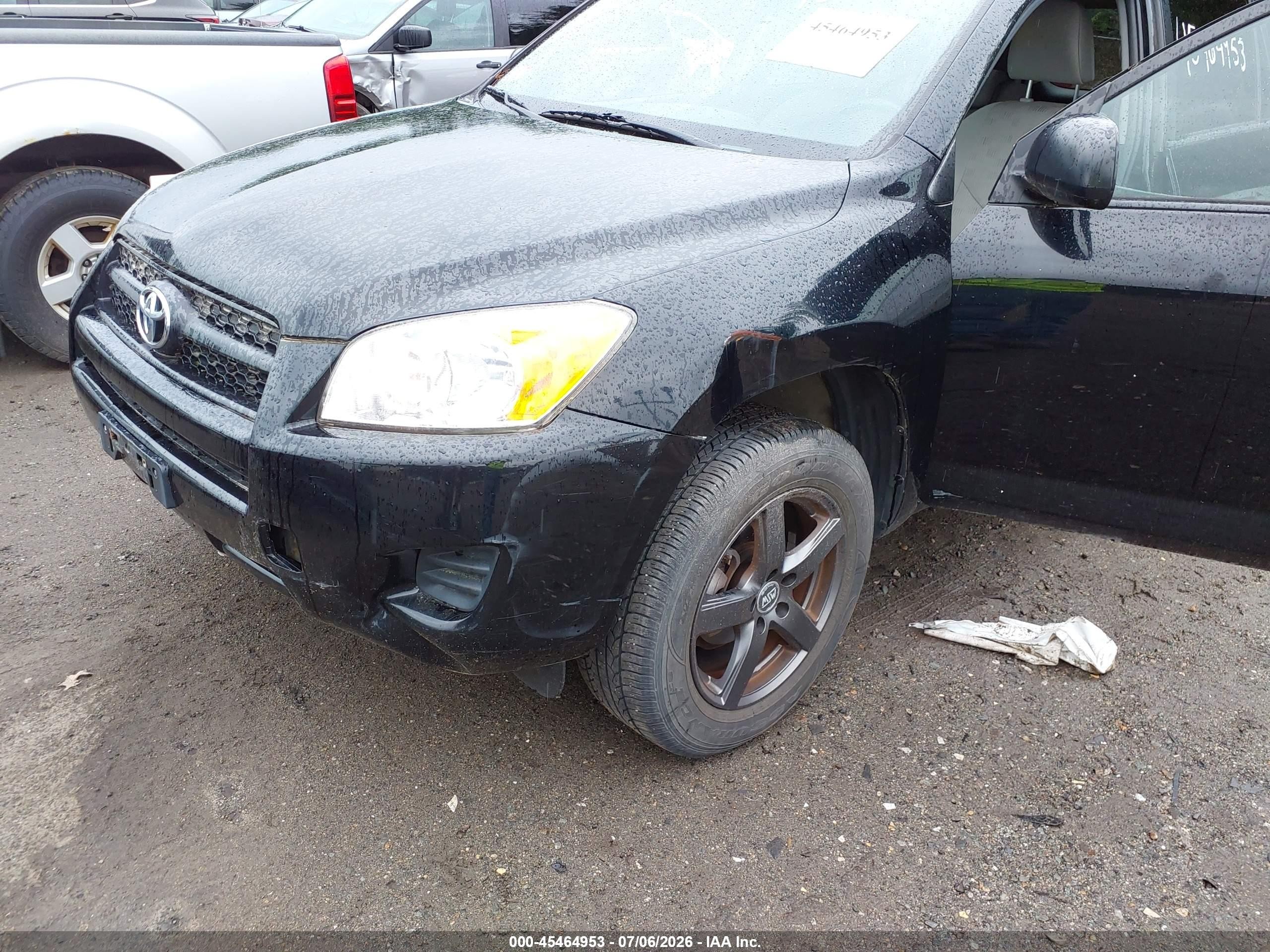 2009 Toyota Rav4   Black vin: JTMBF33V59D008181