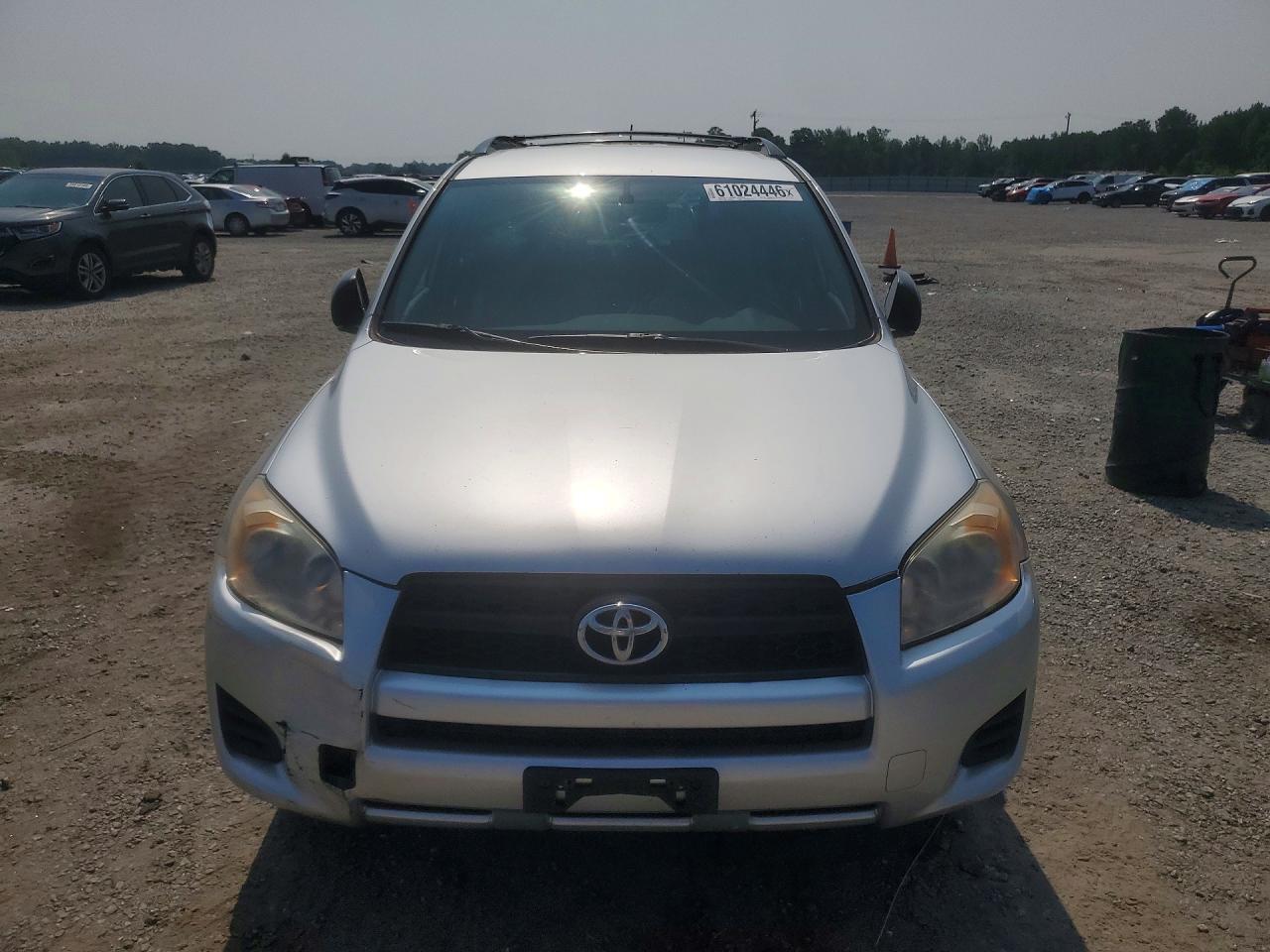 2009 Toyota Rav4 Base Silver vin: JTMBF33V59D017351