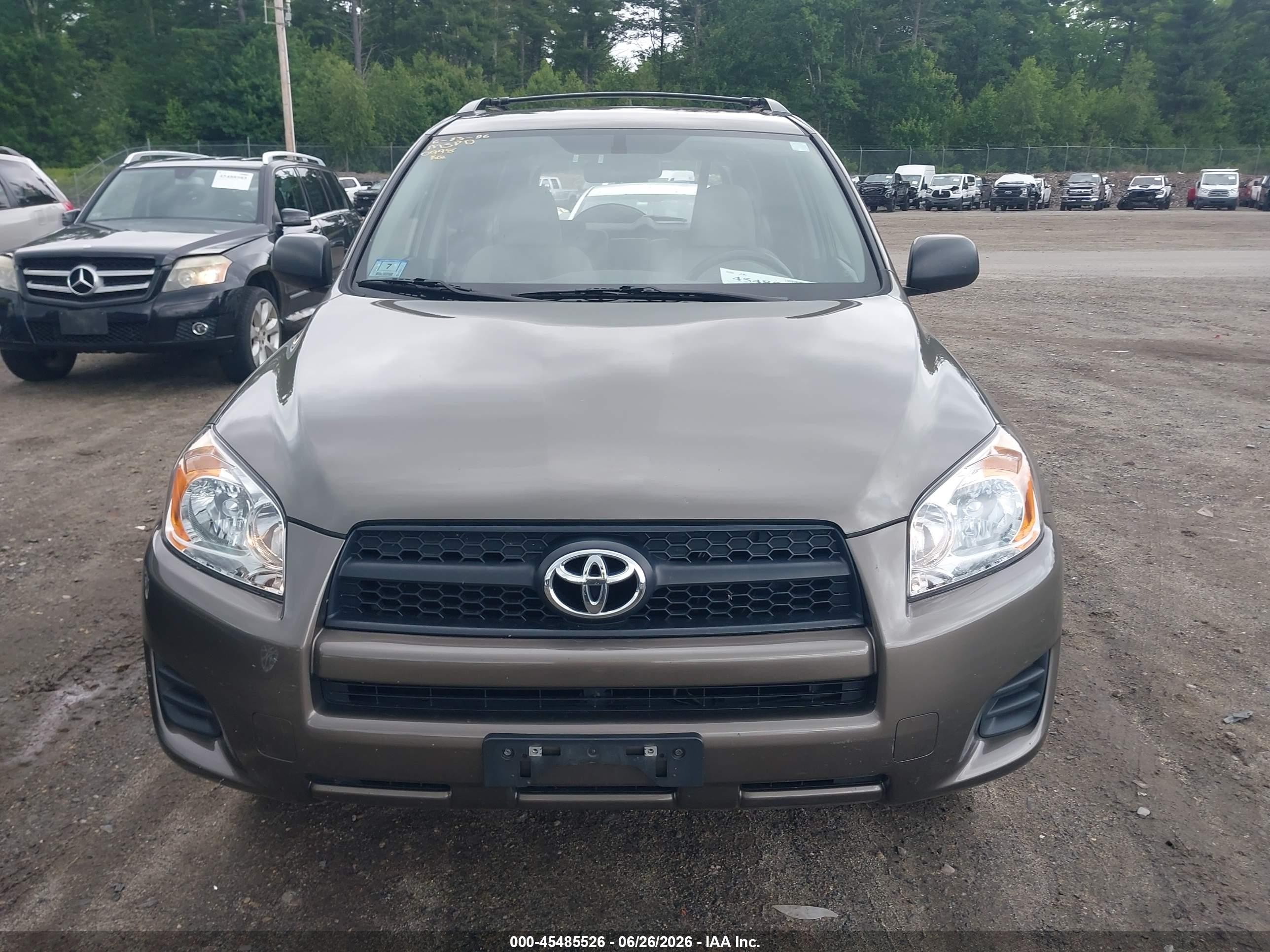 2009 Toyota Rav4   Brown vin: JTMBF33V695010998