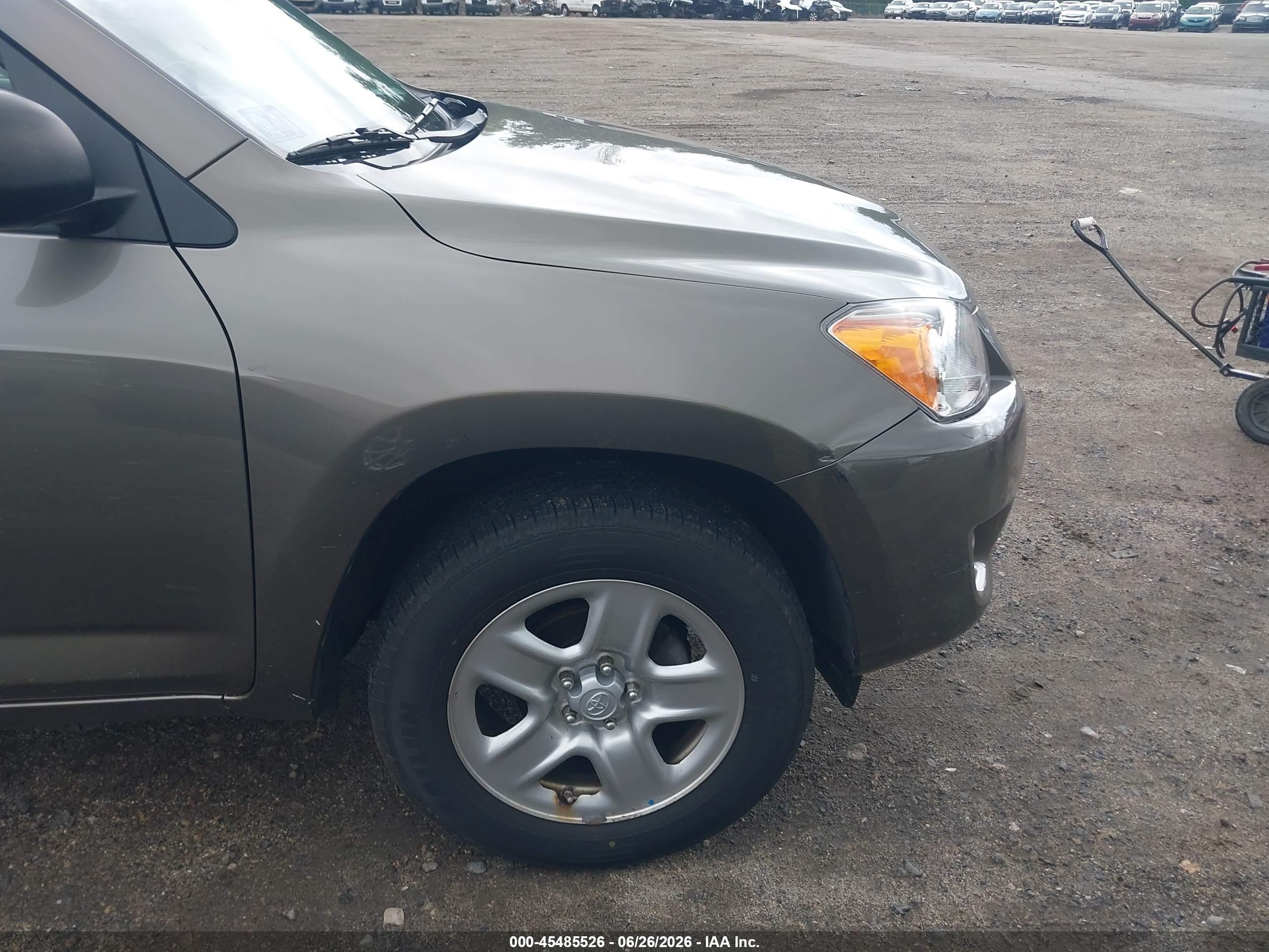 2009 Toyota Rav4   Brown vin: JTMBF33V695010998